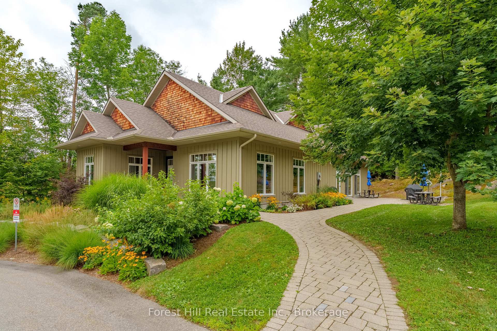 Photo 44 of Unit 204, 391C Manitoba Street, Bracebridge, Macaulay — HOMEH
