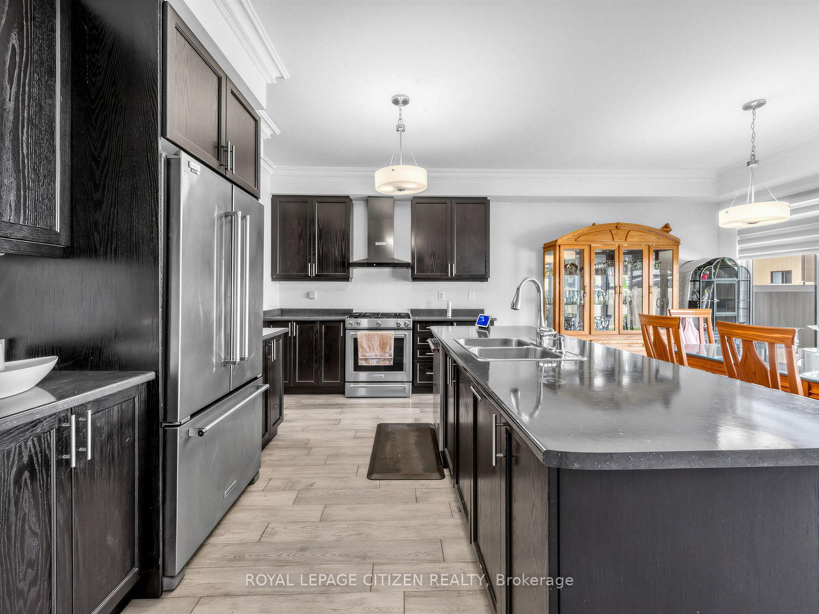 Photo 10 of 14 Cryderman Lane, Clarington, Bowmanville — HOMEH