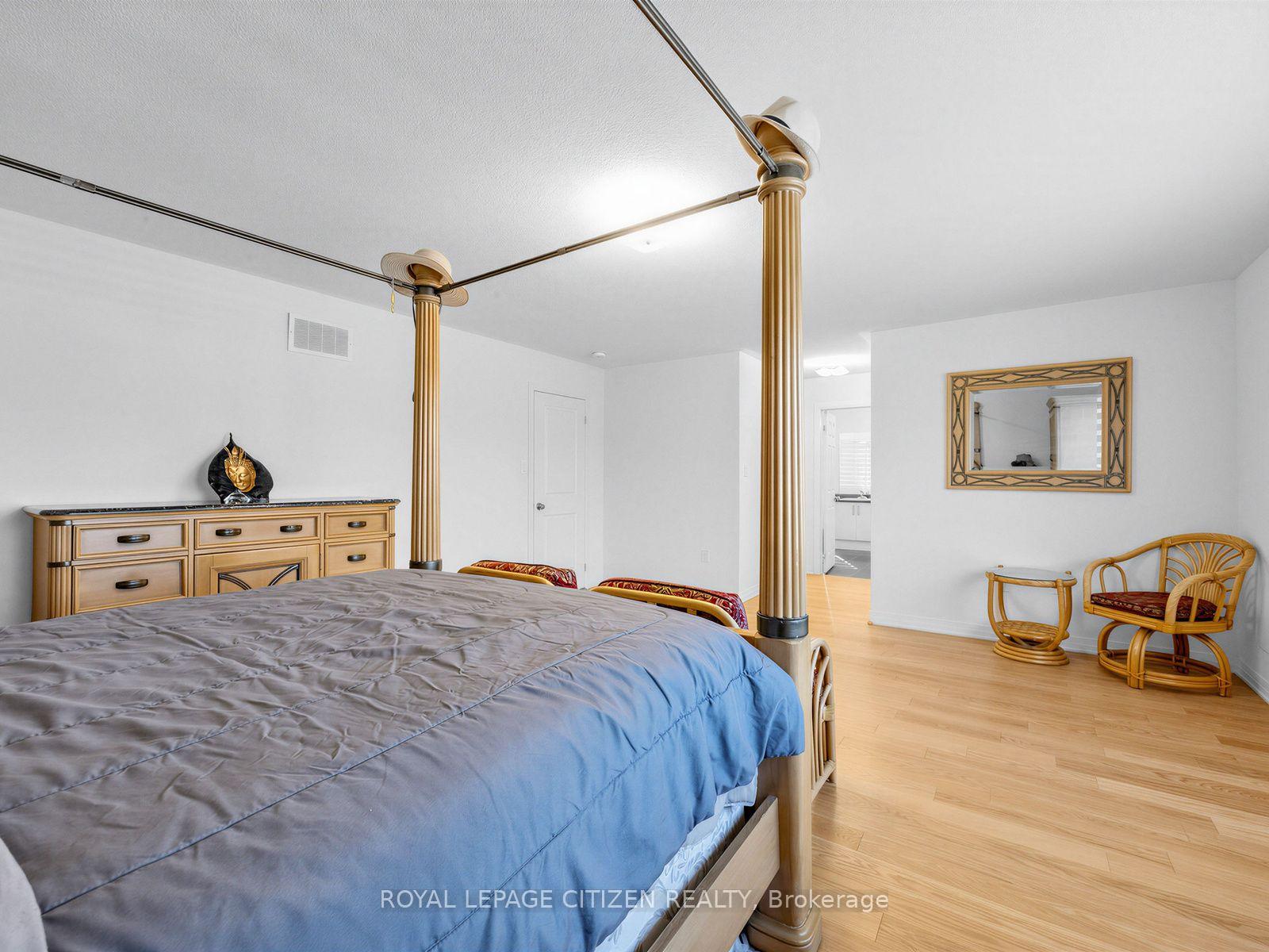 Photo 22 of 14 Cryderman Lane, Clarington, Bowmanville — HOMEH