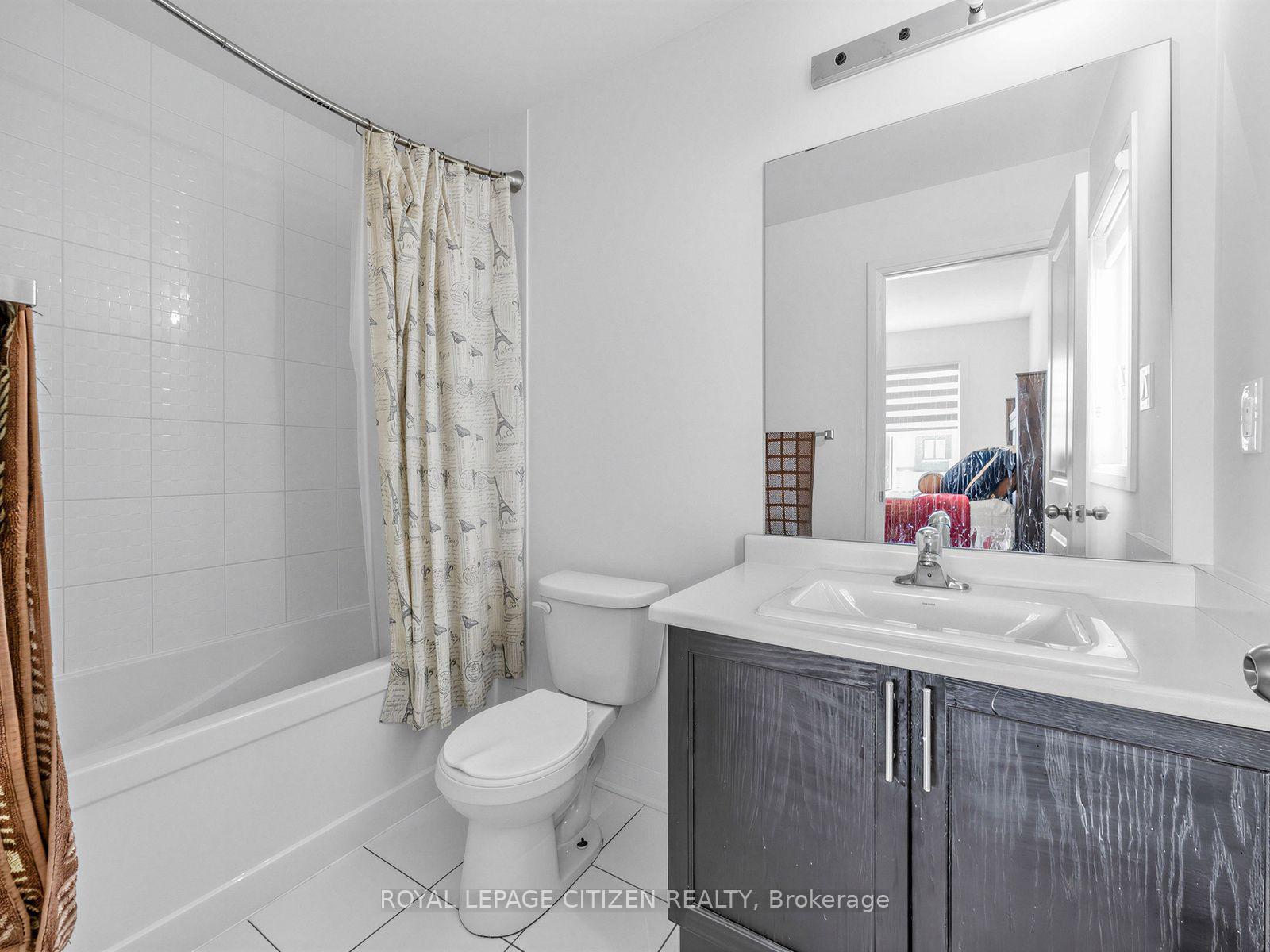 Photo 27 of 14 Cryderman Lane, Clarington, Bowmanville — HOMEH
