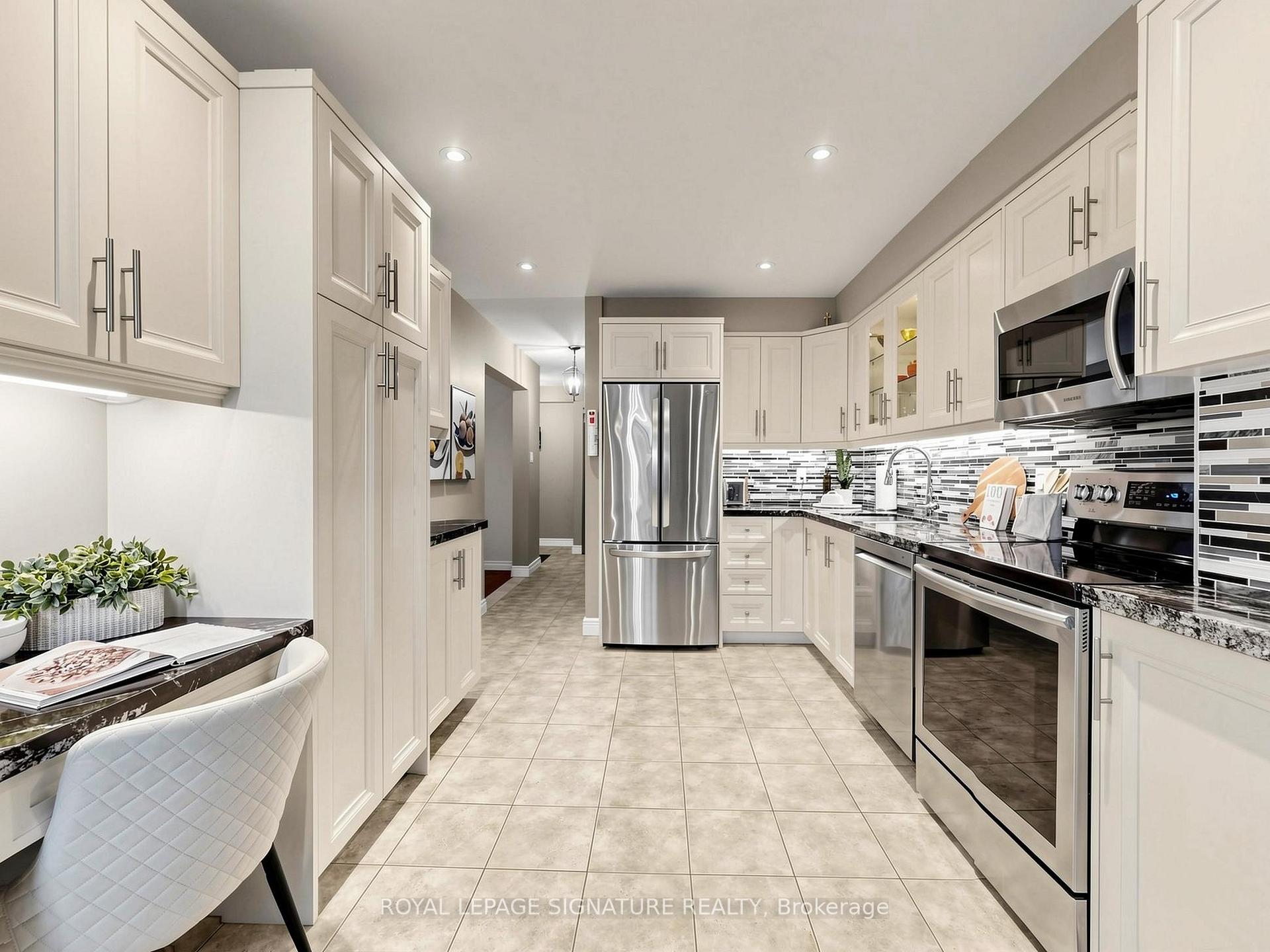 Photo 7 of 83 Empringham Crescent, Markham, Milliken Mills West — HOMEH