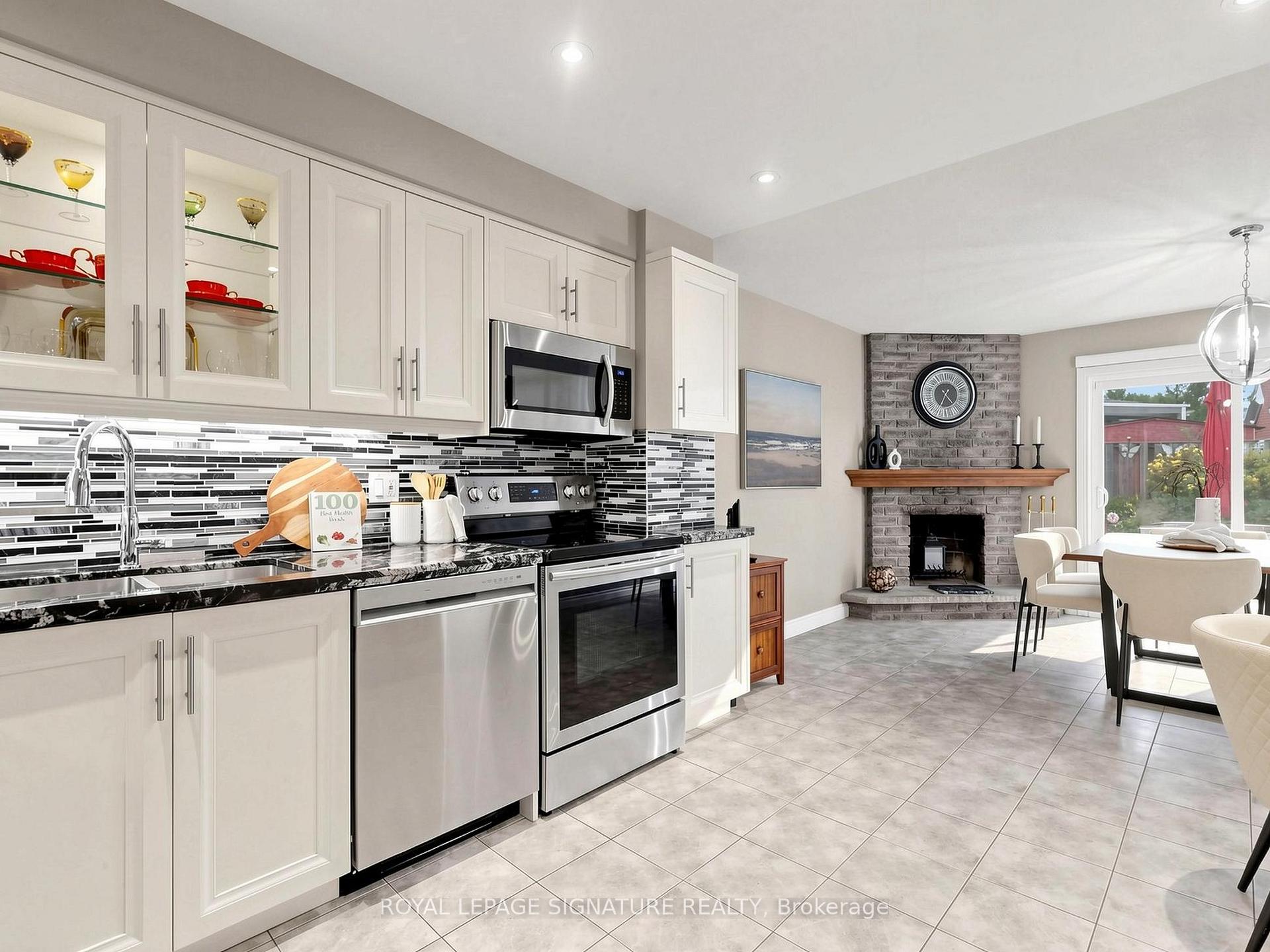 Photo 12 of 83 Empringham Crescent, Markham, Milliken Mills West — HOMEH