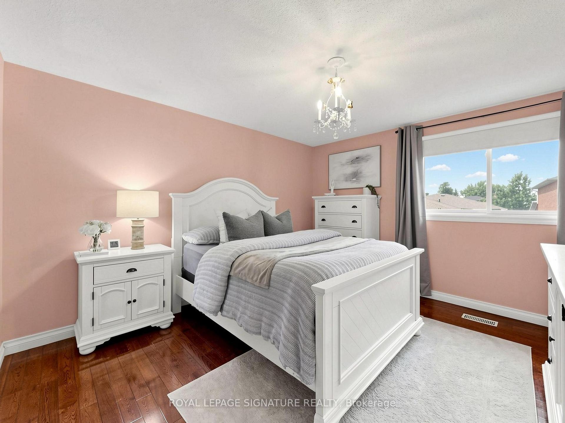 Photo 32 of 83 Empringham Crescent, Markham, Milliken Mills West — HOMEH
