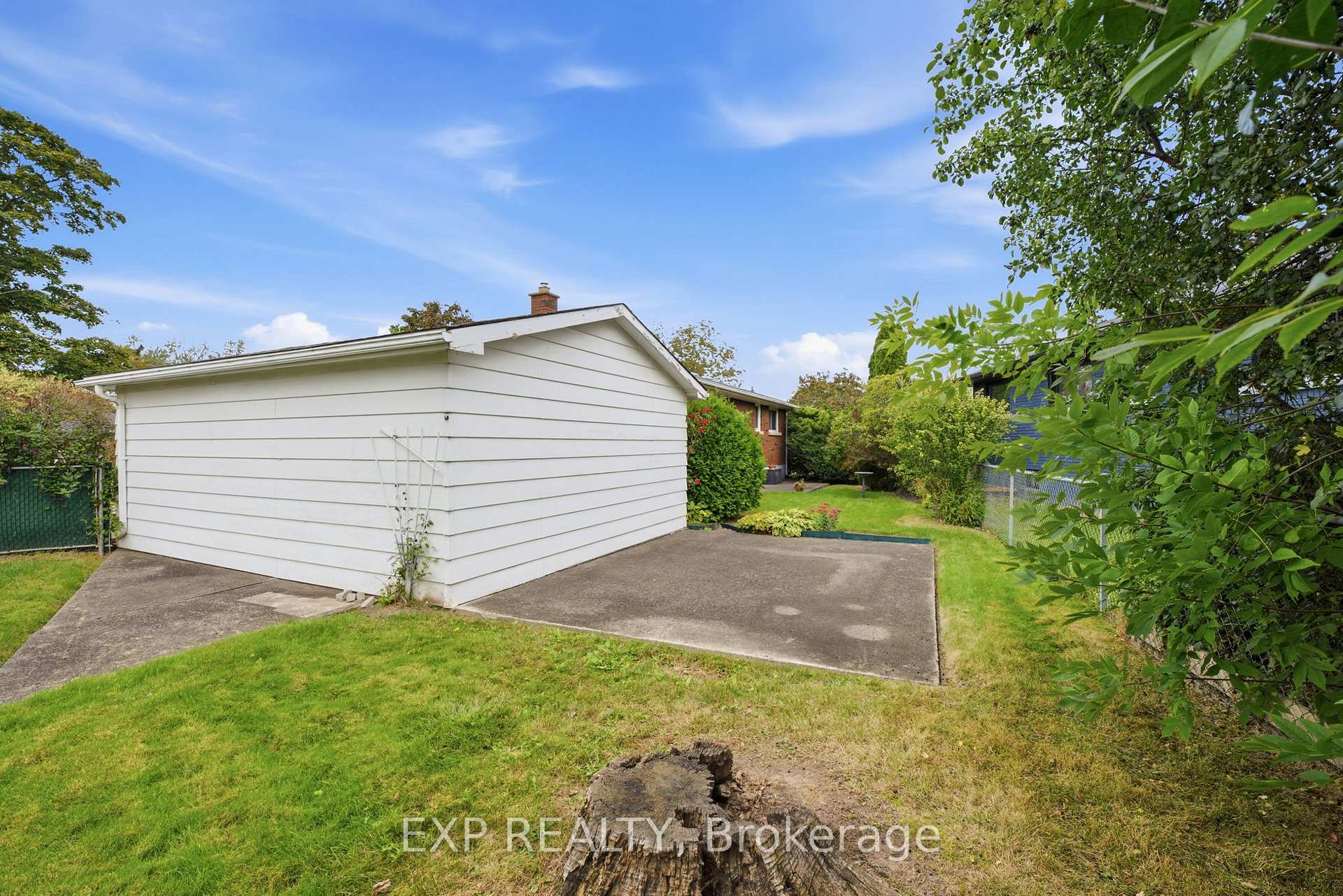 Photo 38 of 2 Glengrove Circle, St. Catharines, Glendale/Glenridge — HOMEH