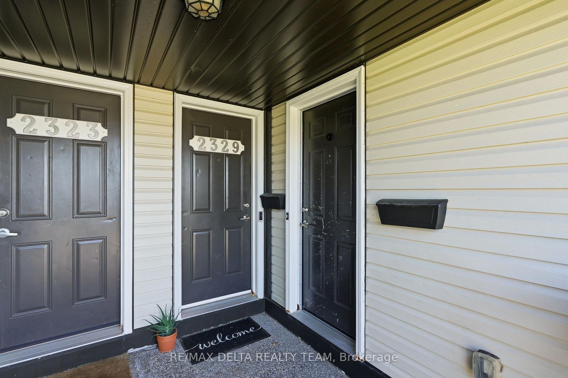 Photo 2 of Unit 121, 2333 Esprit Drive, Ottawa, Avalon East — HOMEH