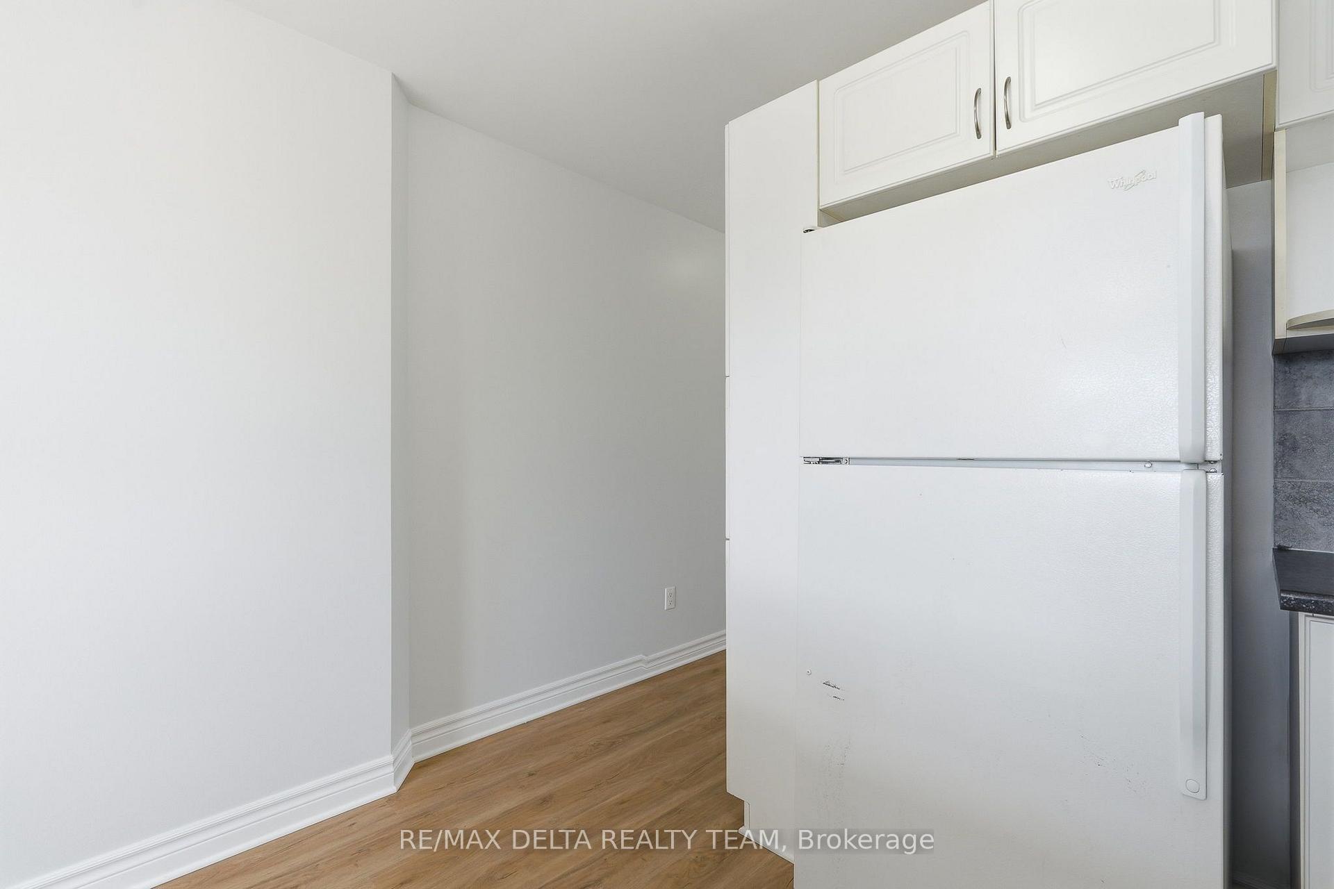 Photo 3 of Unit 121, 2333 Esprit Drive, Ottawa, Avalon East — HOMEH
