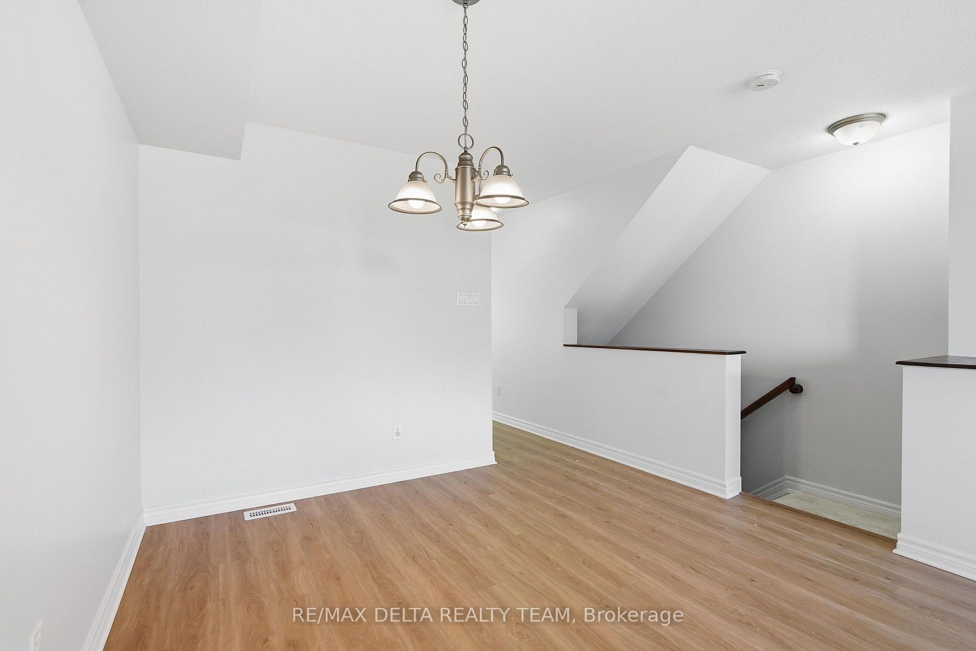 Photo 14 of Unit 121, 2333 Esprit Drive, Ottawa, Avalon East — HOMEH