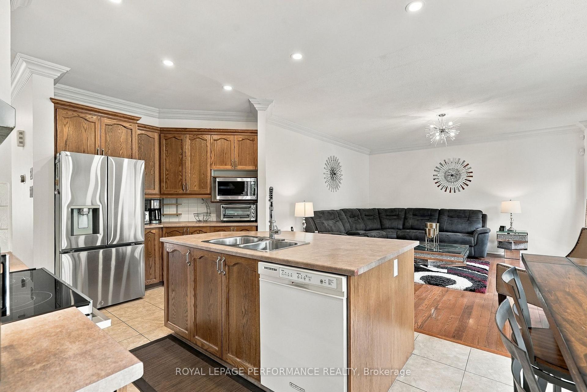 Photo 10 of 2151 Melanson Crescent, Ottawa, Avalon East — HOMEH