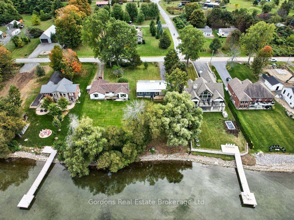 Photo 2 of 109 Prinyers Cove Crescent, Prince Edward County, North Marysburg Ward — HOMEH