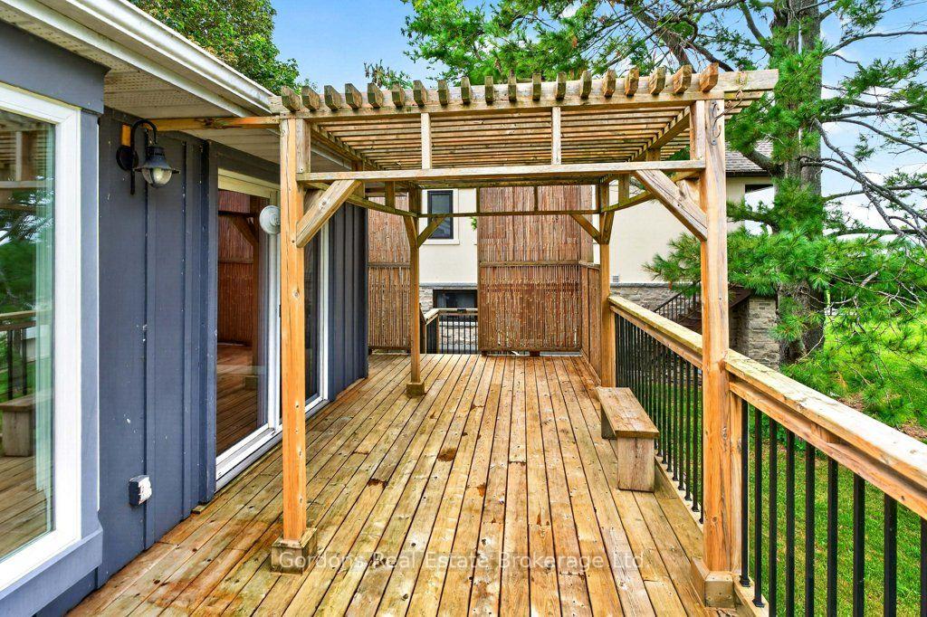 Photo 9 of 109 Prinyers Cove Crescent, Prince Edward County, North Marysburg Ward — HOMEH