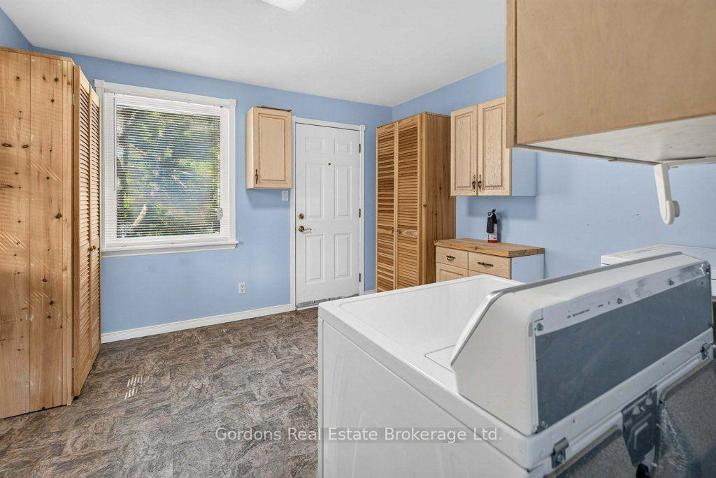 Photo 15 of 109 Prinyers Cove Crescent, Prince Edward County, North Marysburg Ward — HOMEH