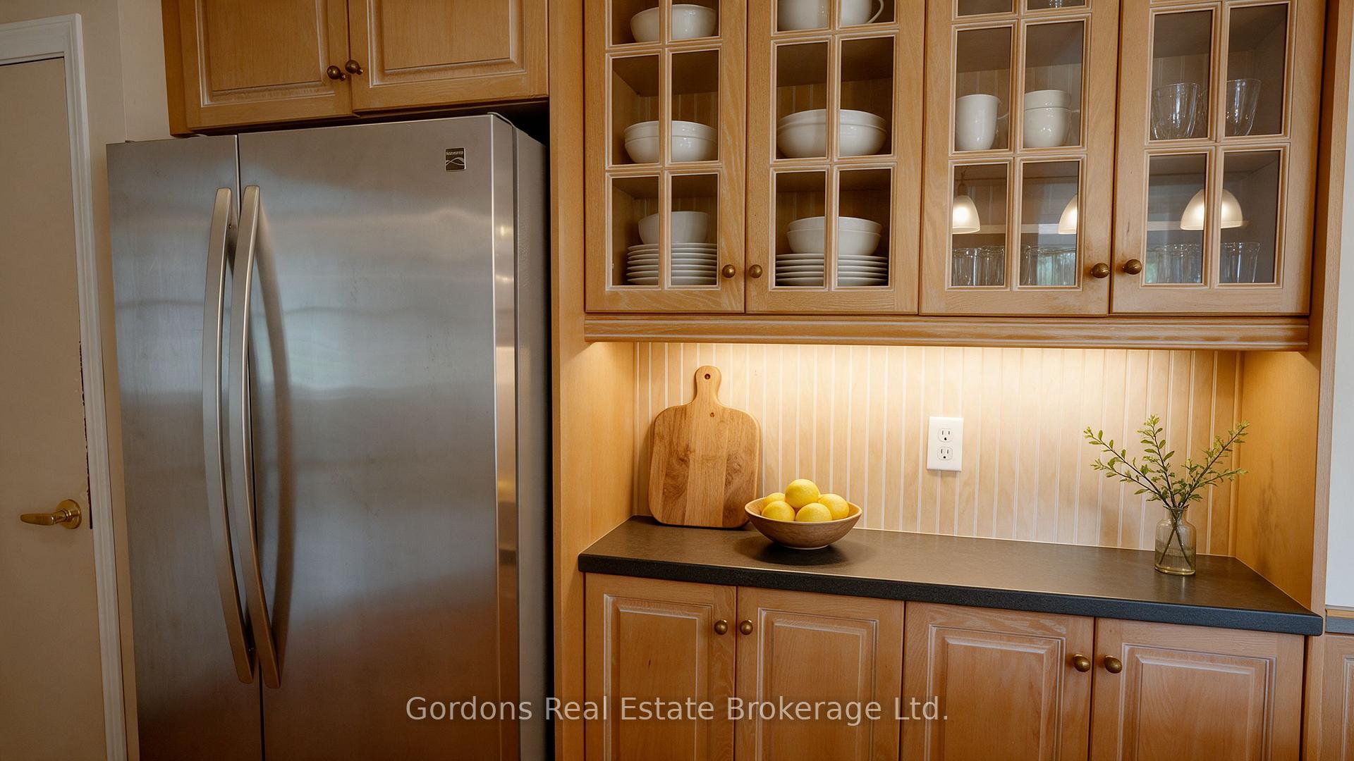Photo 22 of 109 Prinyers Cove Crescent, Prince Edward County, North Marysburg Ward — HOMEH