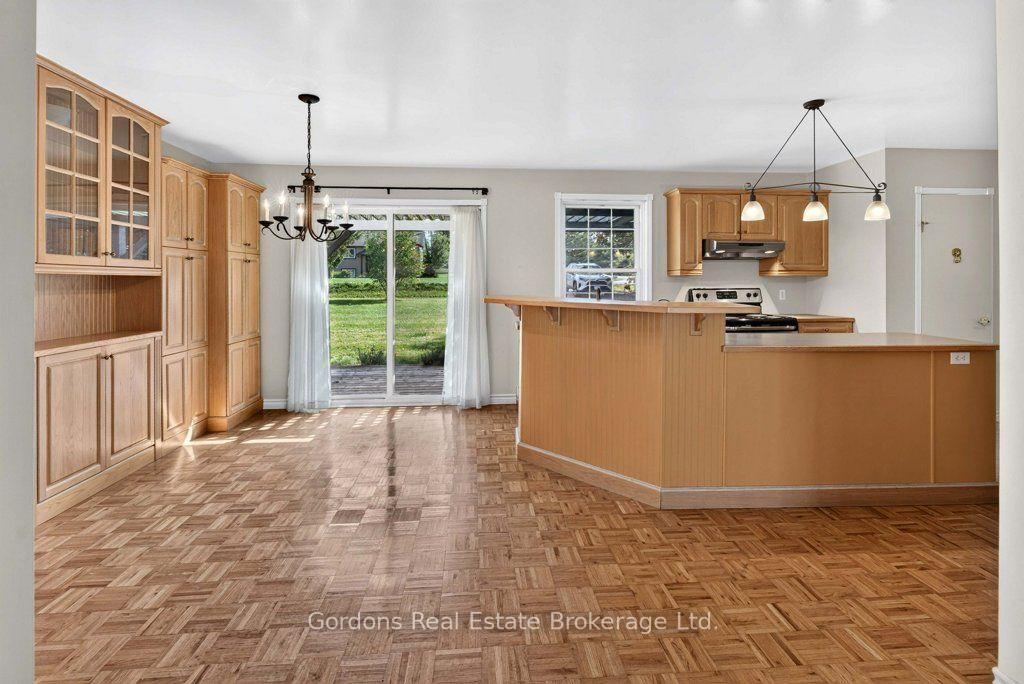 Photo 27 of 109 Prinyers Cove Crescent, Prince Edward County, North Marysburg Ward — HOMEH