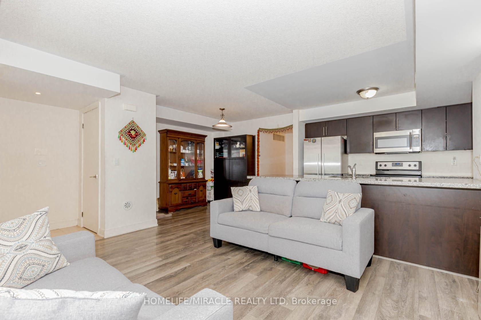 Photo 12 of Unit 29, 100 Dufay Road, Brampton, Northwest Brampton — HOMEH
