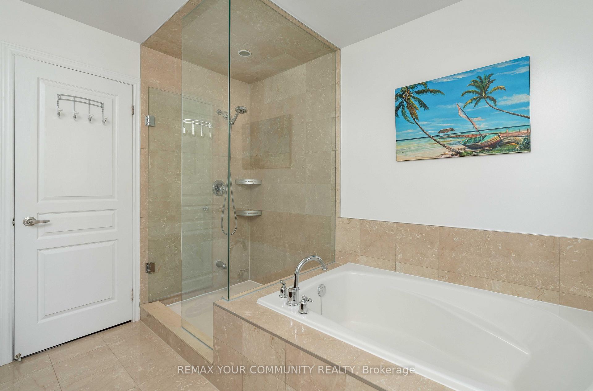 Photo 24 of 24 Gala Lane, Etobicoke, Stonegate-Queensway — HOMEH
