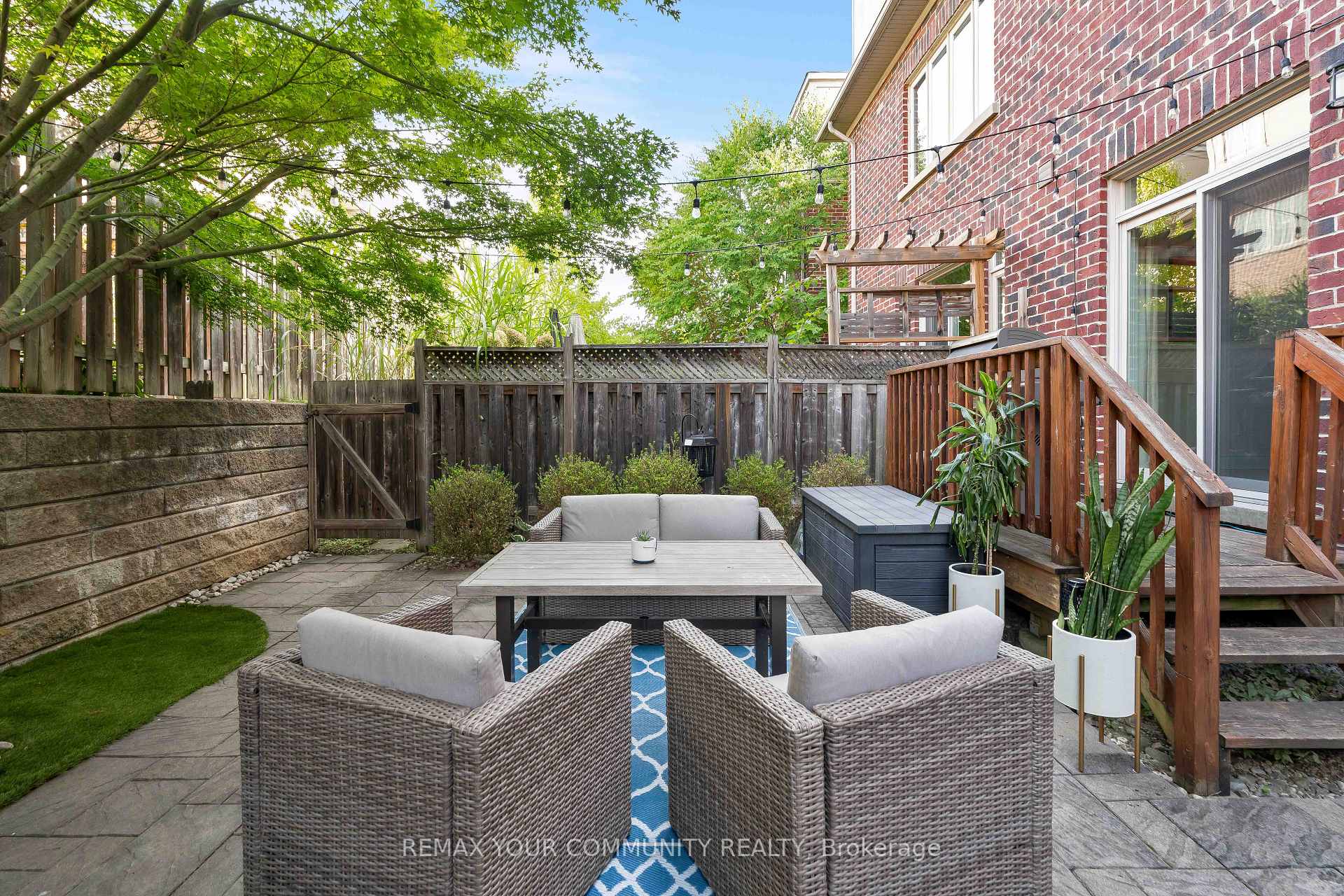 Photo 29 of 24 Gala Lane, Etobicoke, Stonegate-Queensway — HOMEH