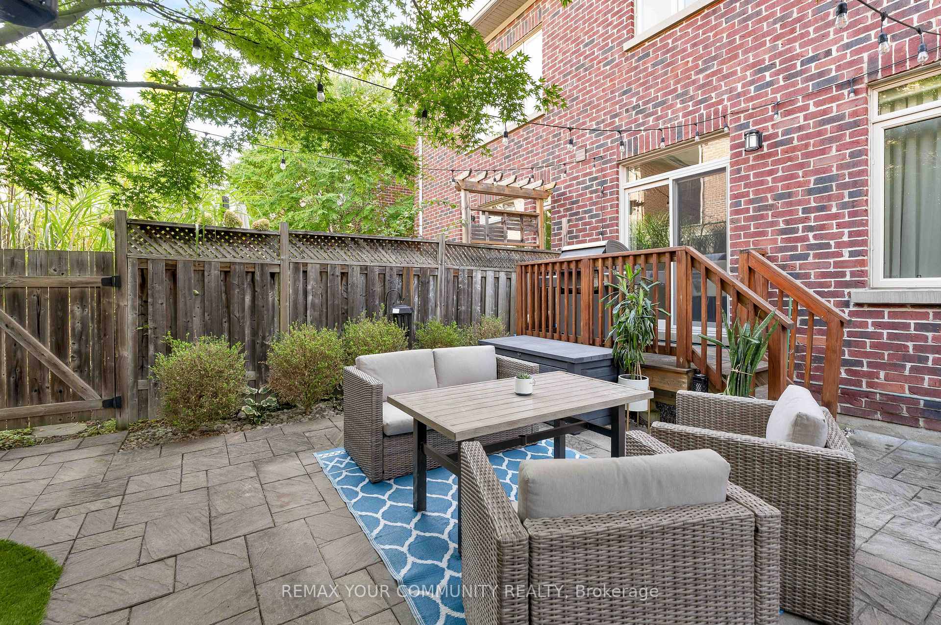 Photo 30 of 24 Gala Lane, Etobicoke, Stonegate-Queensway — HOMEH