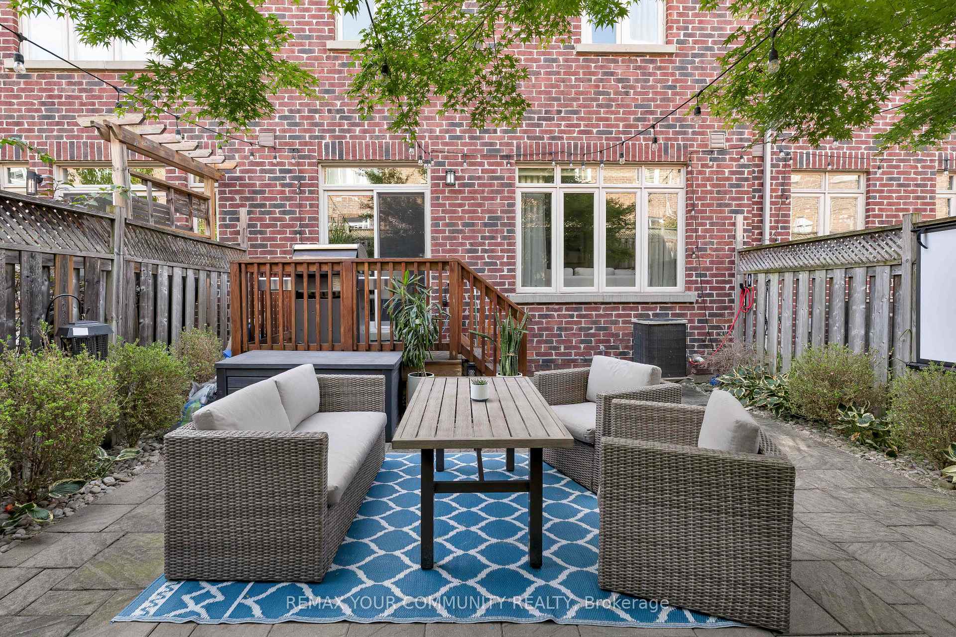 Photo 34 of 24 Gala Lane, Etobicoke, Stonegate-Queensway — HOMEH