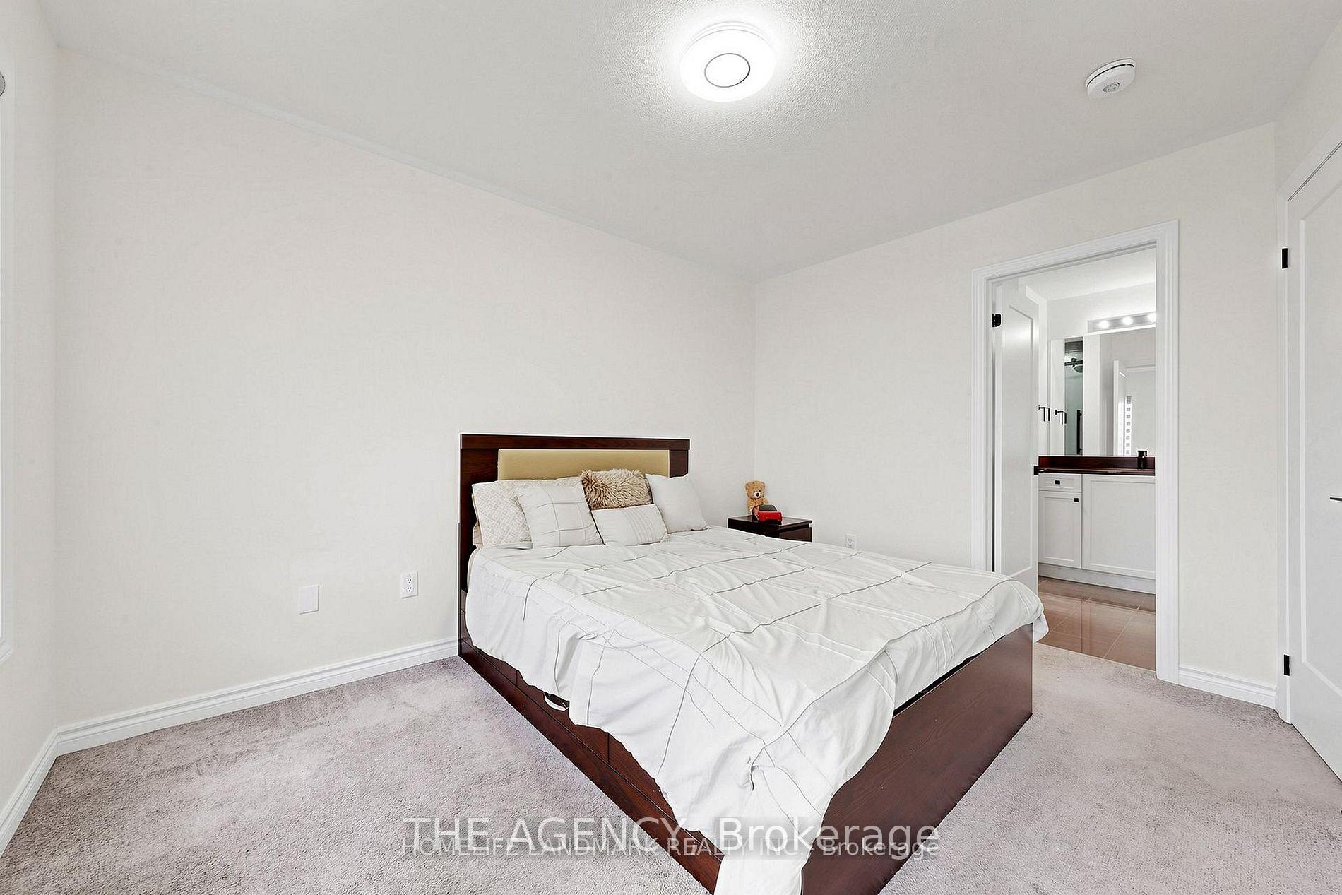 Photo 37 of 45 Morley Crescent, Whitby, Rolling Acres — HOMEH
