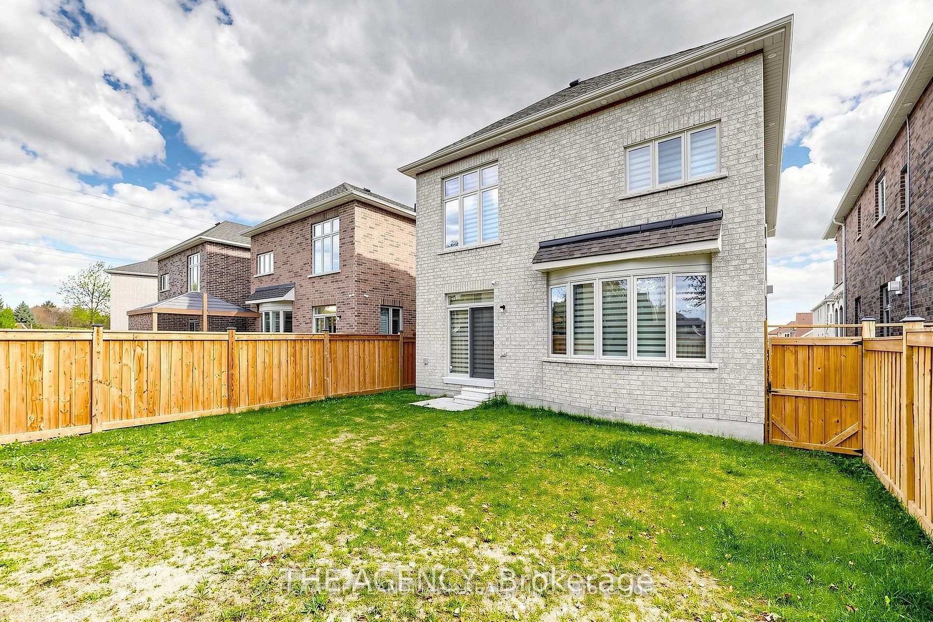 Photo 48 of 45 Morley Crescent, Whitby, Rolling Acres — HOMEH