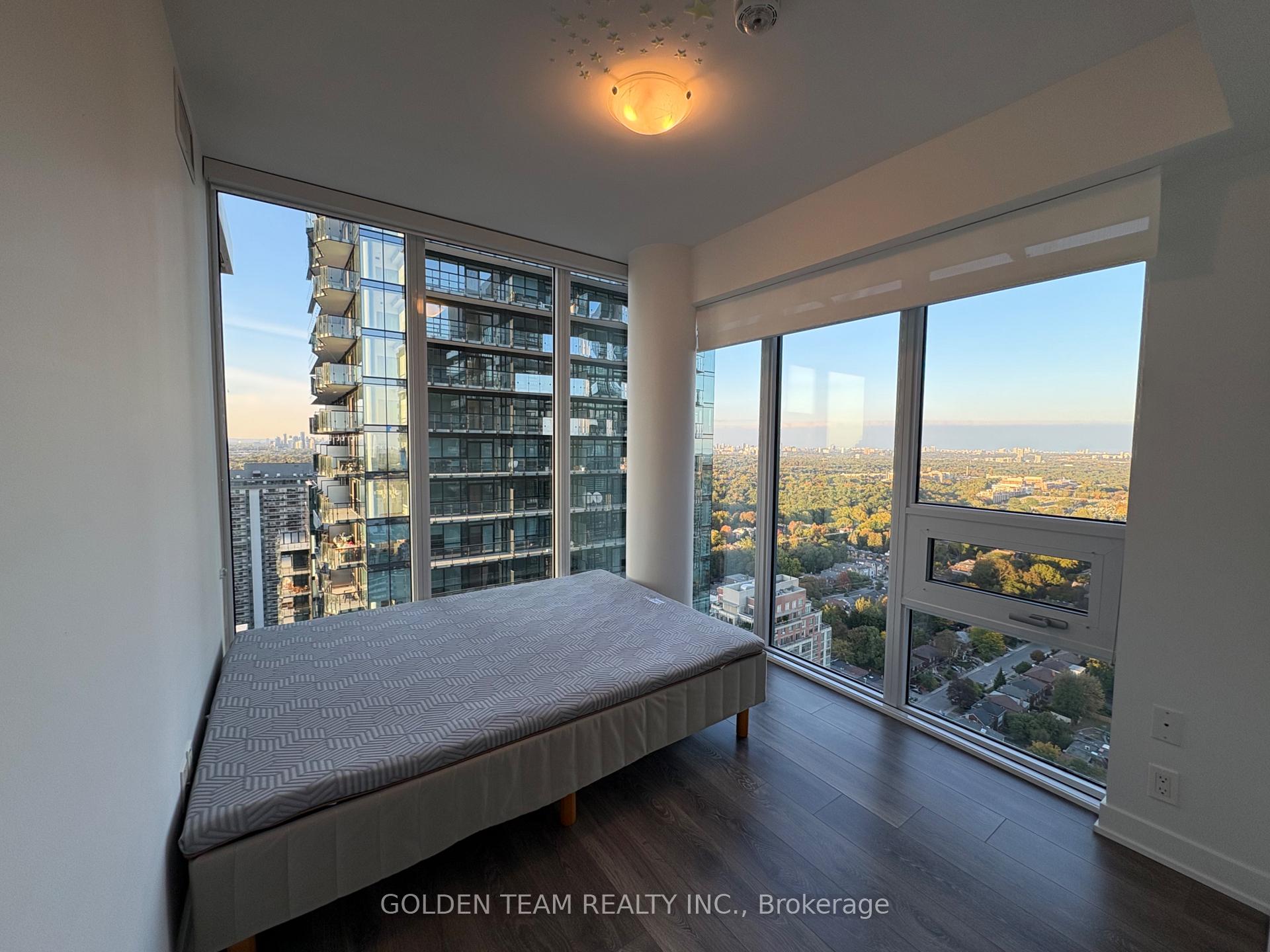 Photo 10 of Unit 3403, 99 Broadway Avenue, Toronto, Mount Pleasant West — HOMEH