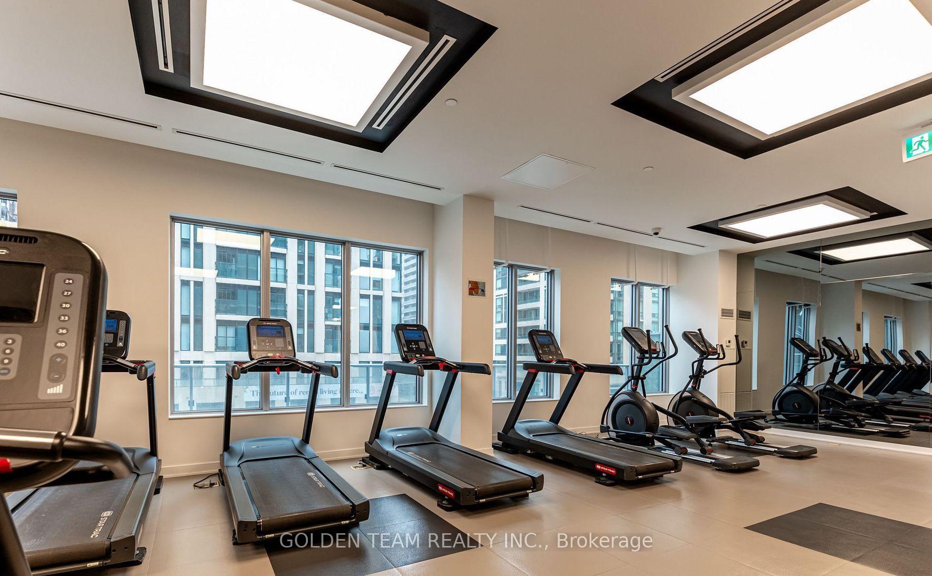 Photo 15 of Unit 3403, 99 Broadway Avenue, Toronto, Mount Pleasant West — HOMEH