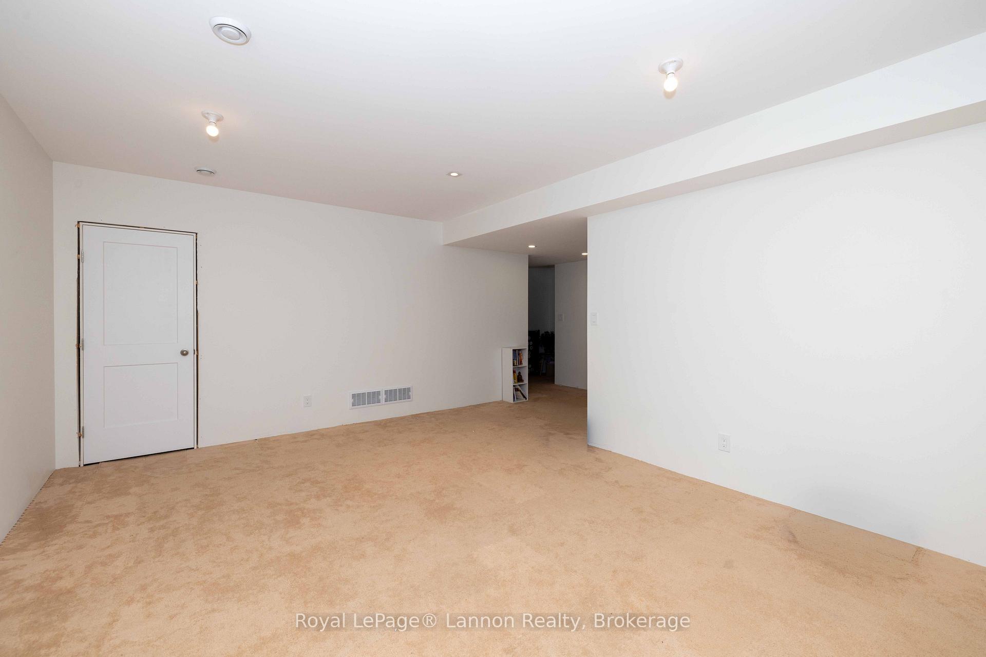 Photo 29 of 721 Topaz Place, Thunder Bay, Dawson Heights — HOMEH