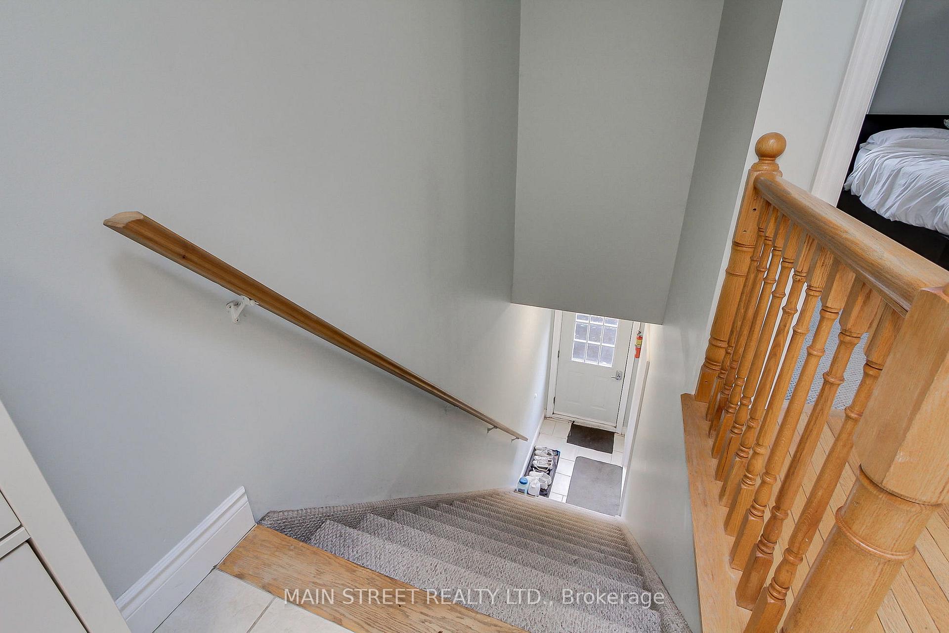 Photo 23 of 276 Crawford Street, Barrie, Ardagh — HOMEH