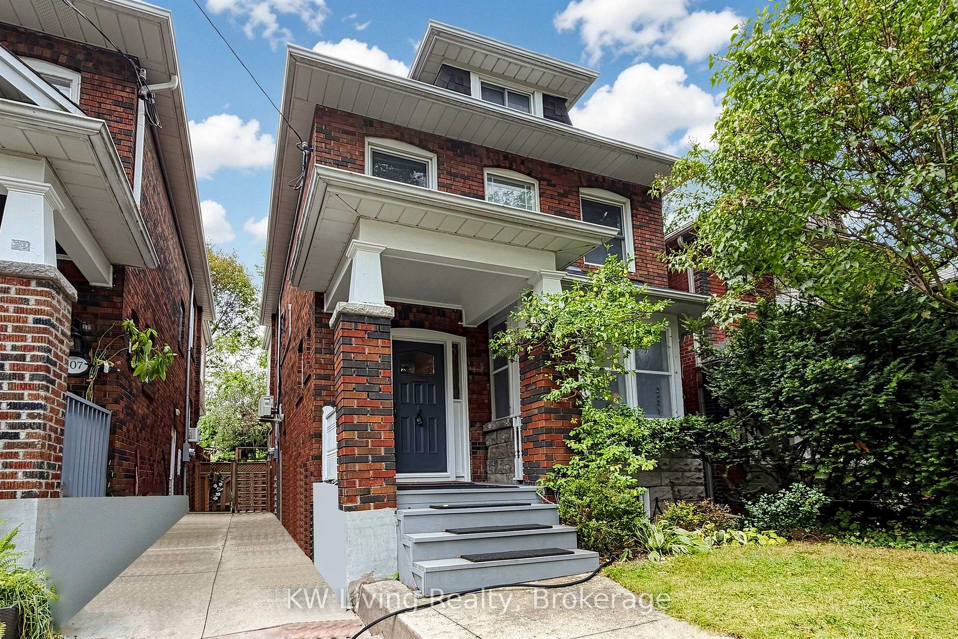 Photo of 409 St Clements Avenue
