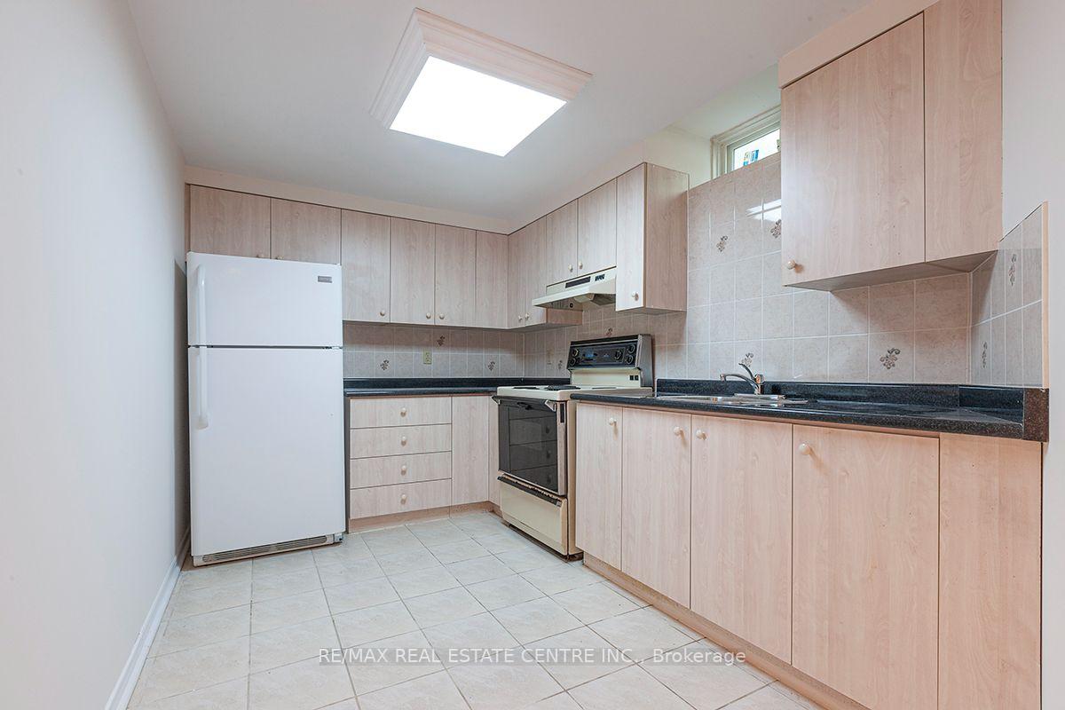Photo 49 of 3679 Loyalist Drive, Mississauga, Erin Mills — HOMEH