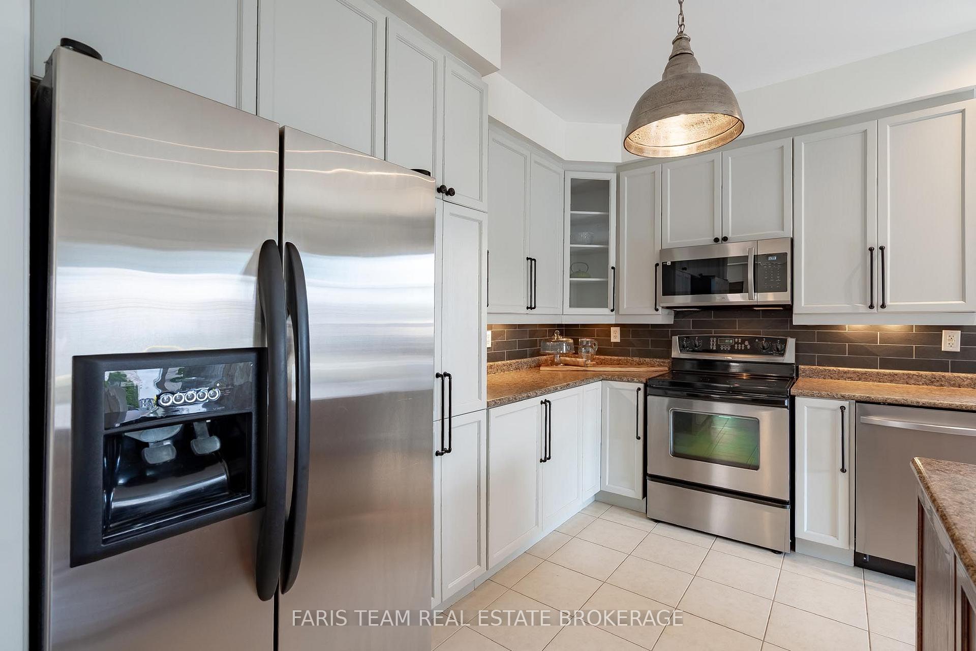 Photo 7 of 115 Winchester Terrace, Barrie, Rural Barrie Southeast — HOMEH