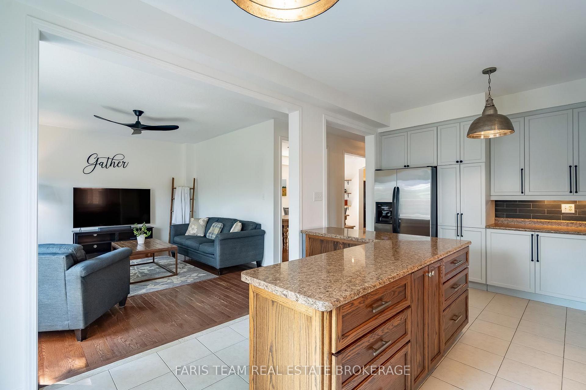 Photo 10 of 115 Winchester Terrace, Barrie, Rural Barrie Southeast — HOMEH