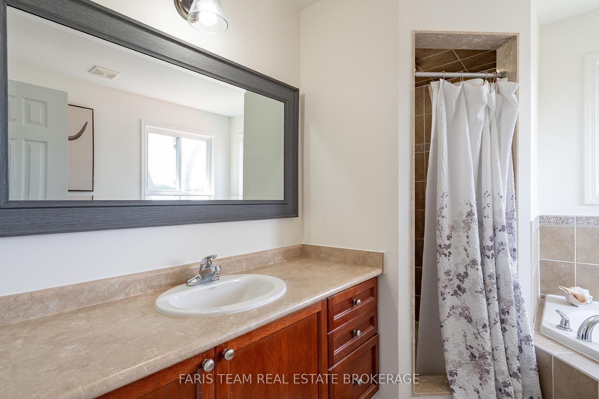 Photo 20 of 115 Winchester Terrace, Barrie, Rural Barrie Southeast — HOMEH