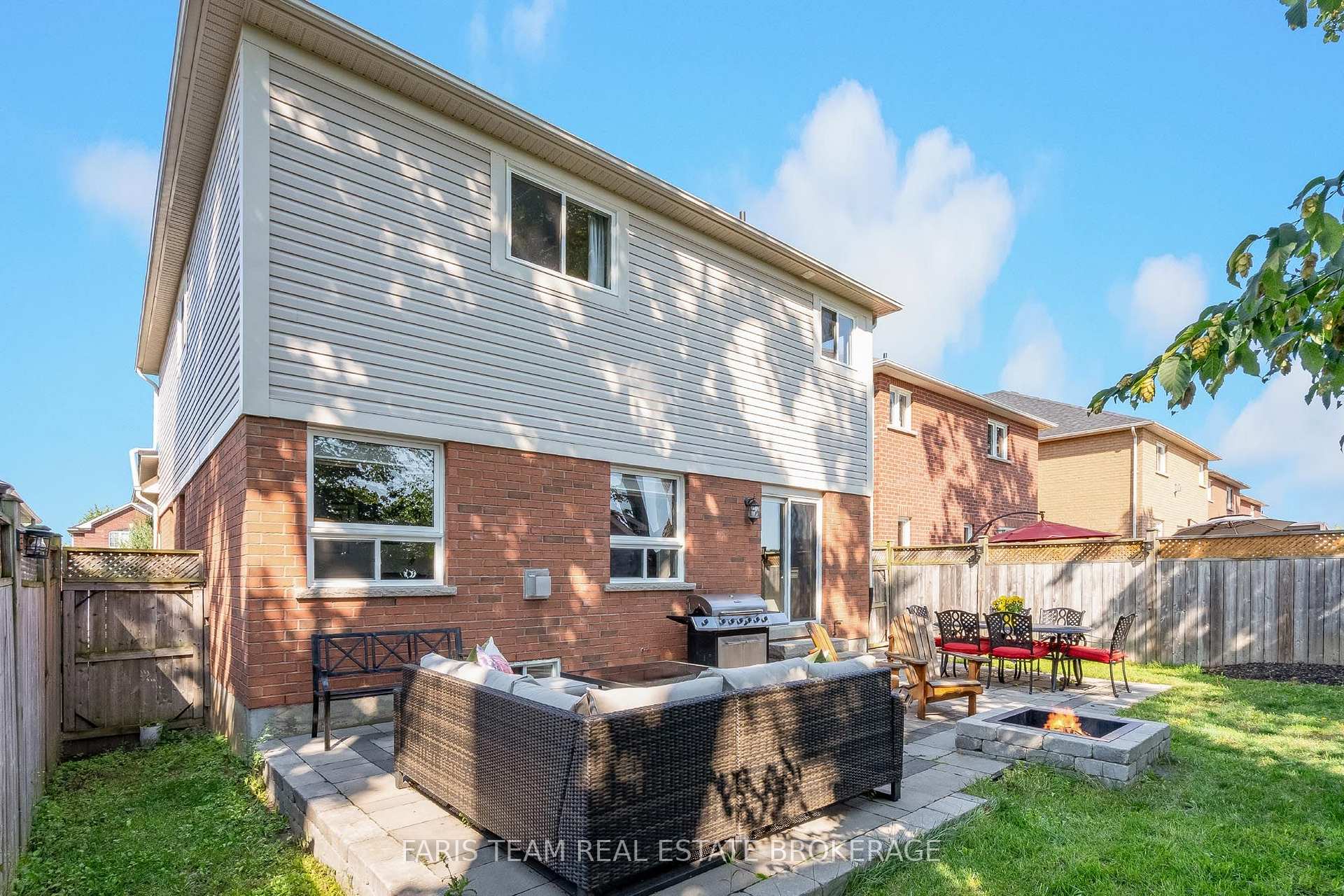 Photo 40 of 115 Winchester Terrace, Barrie, Rural Barrie Southeast — HOMEH