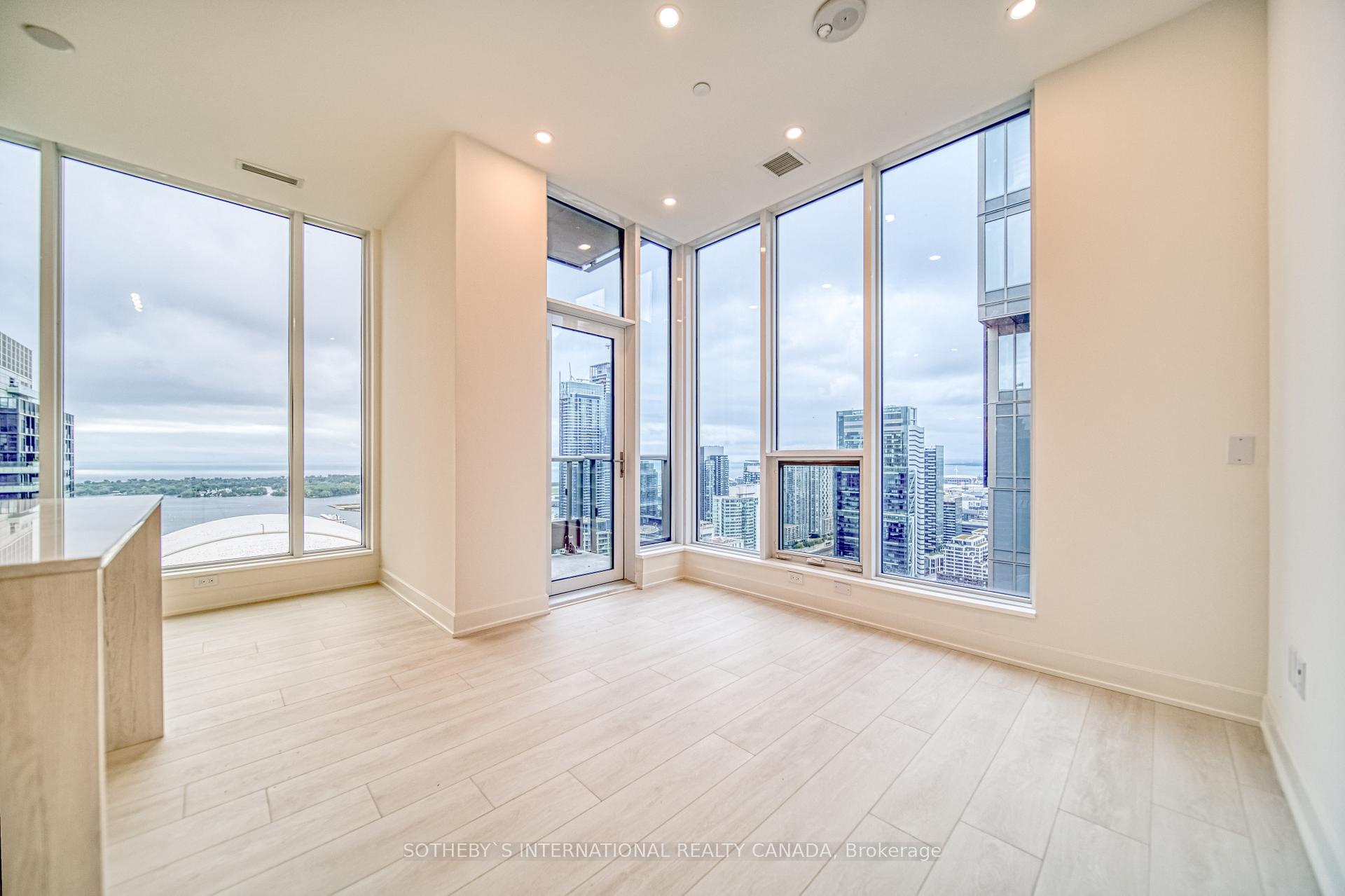 Photo 12 of Unit 4002, 15 Mercer Street, Toronto, Waterfront Communities — HOMEH