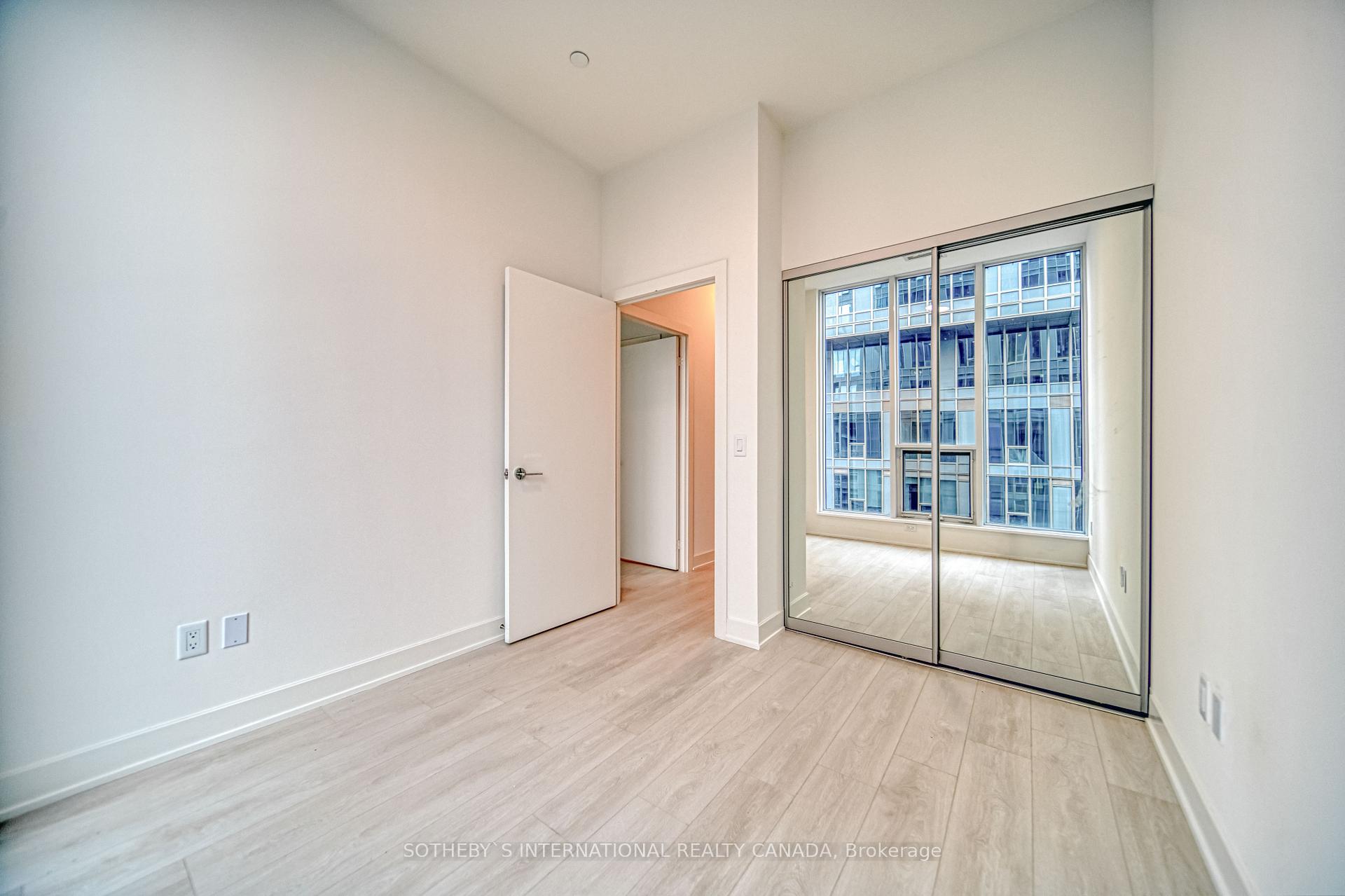 Photo 19 of Unit 4002, 15 Mercer Street, Toronto, Waterfront Communities — HOMEH