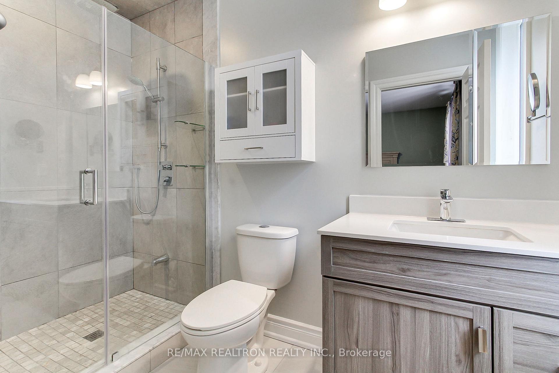Photo 24 of 815 Churchill Lane, Georgina, Historic Lakeshore Communities — HOMEH