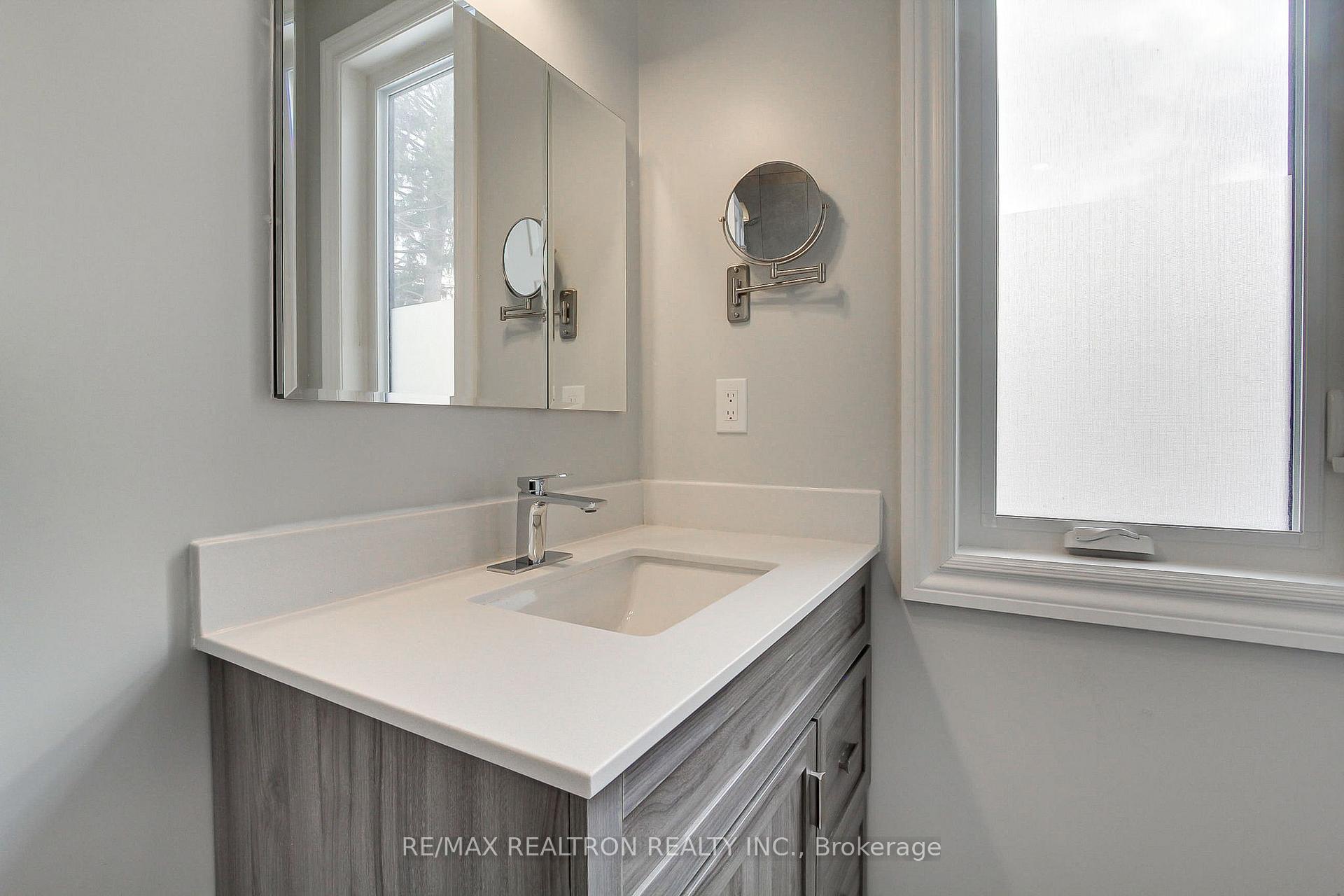 Photo 26 of 815 Churchill Lane, Georgina, Historic Lakeshore Communities — HOMEH