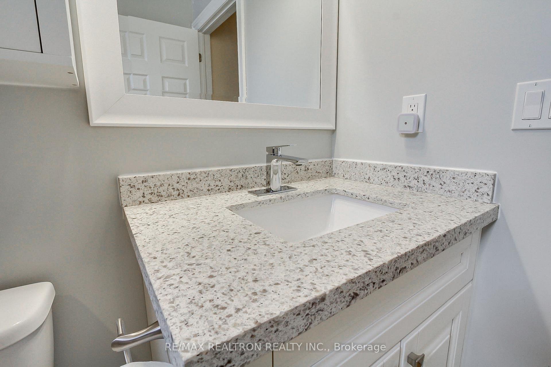 Photo 33 of 815 Churchill Lane, Georgina, Historic Lakeshore Communities — HOMEH