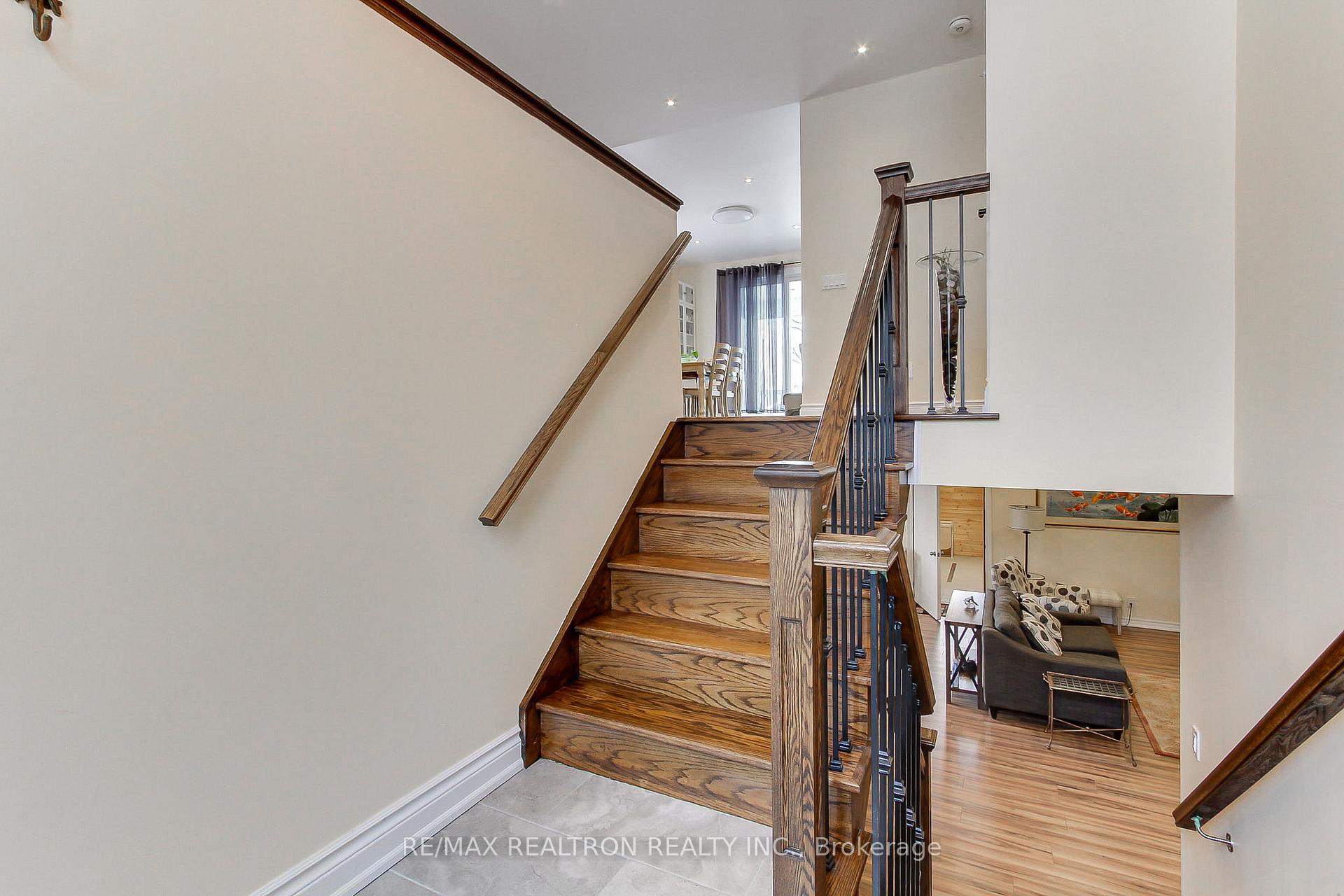 Photo 34 of 815 Churchill Lane, Georgina, Historic Lakeshore Communities — HOMEH