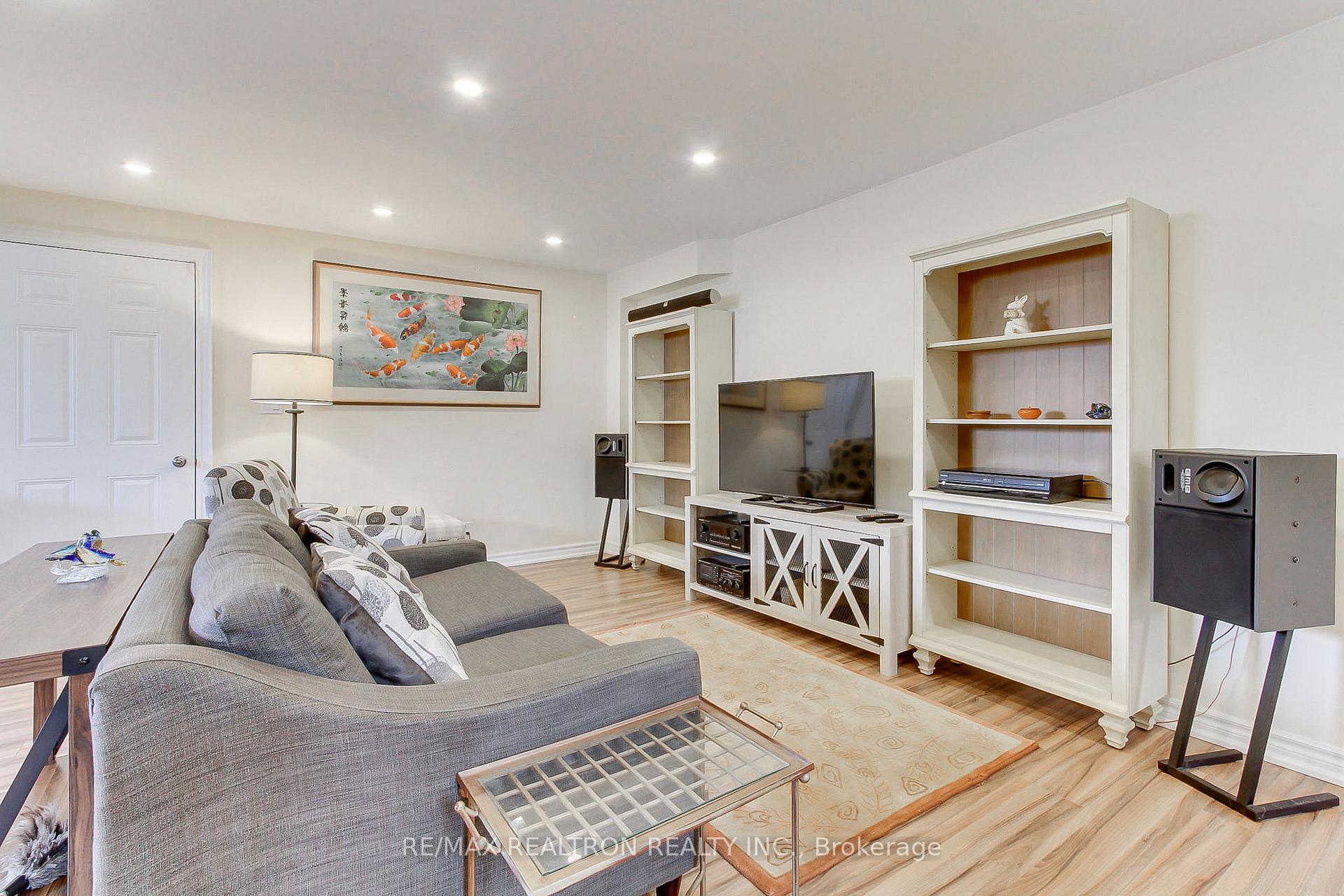Photo 36 of 815 Churchill Lane, Georgina, Historic Lakeshore Communities — HOMEH