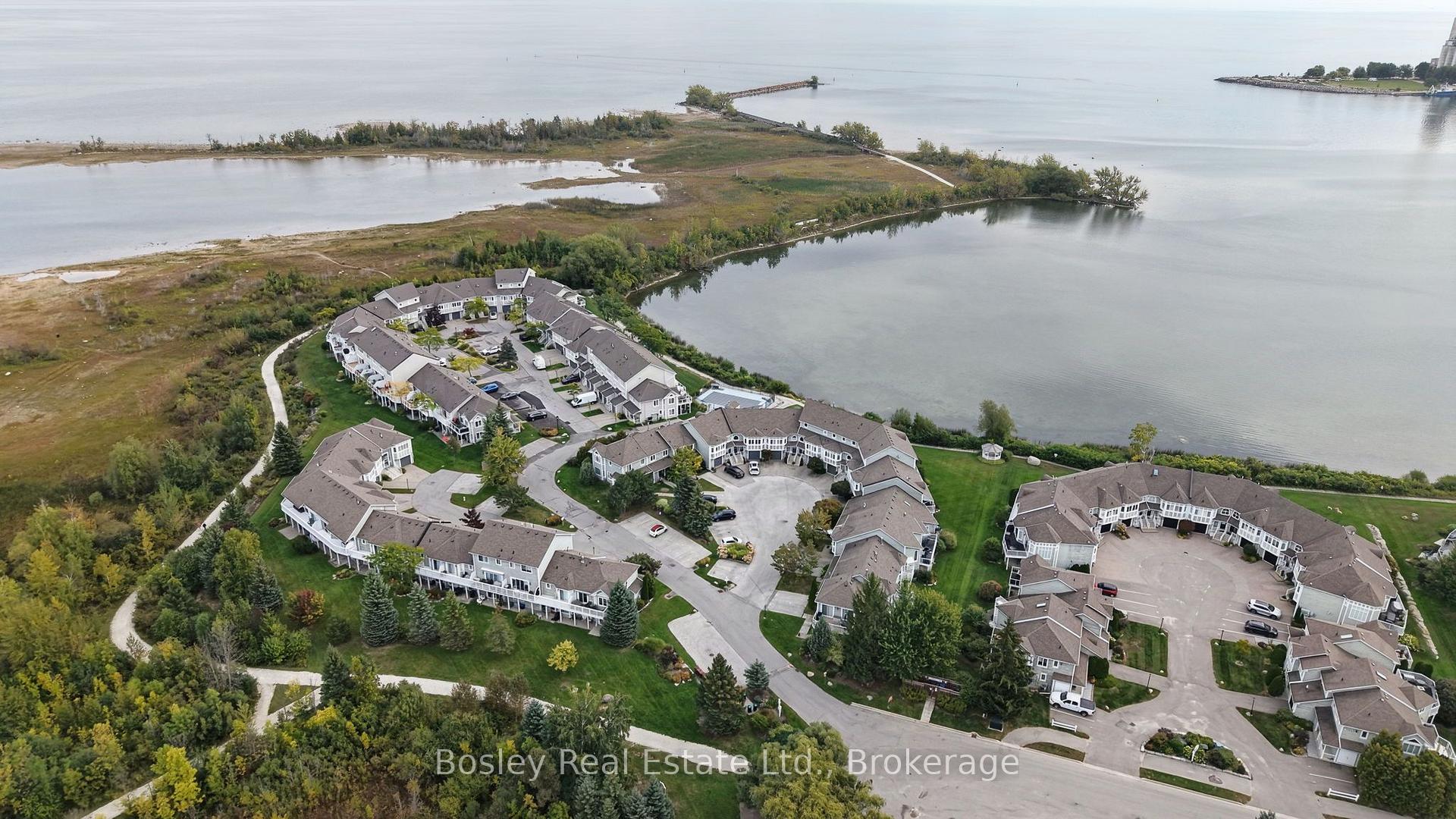 Photo 35 of 13 Cranberry Surf, Collingwood — HOMEH