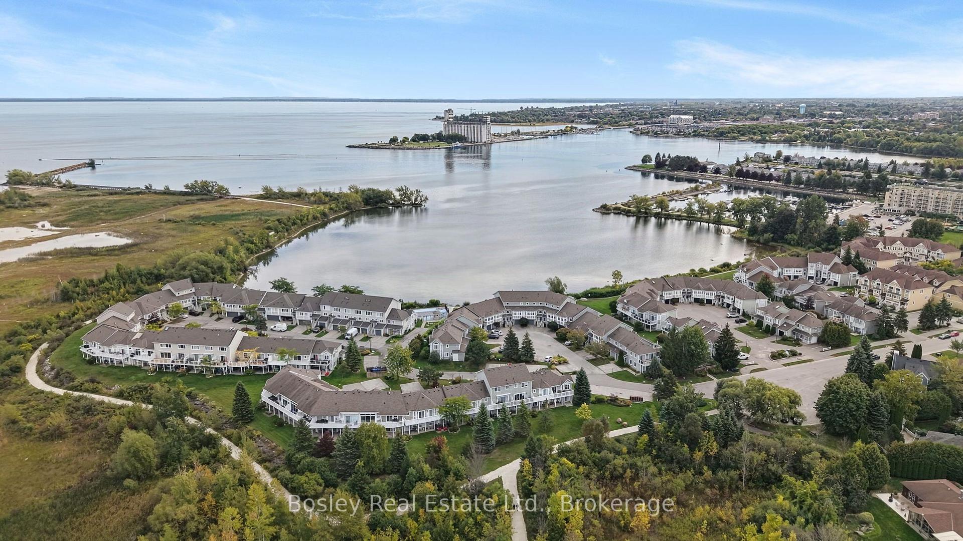 Photo 36 of 13 Cranberry Surf, Collingwood — HOMEH