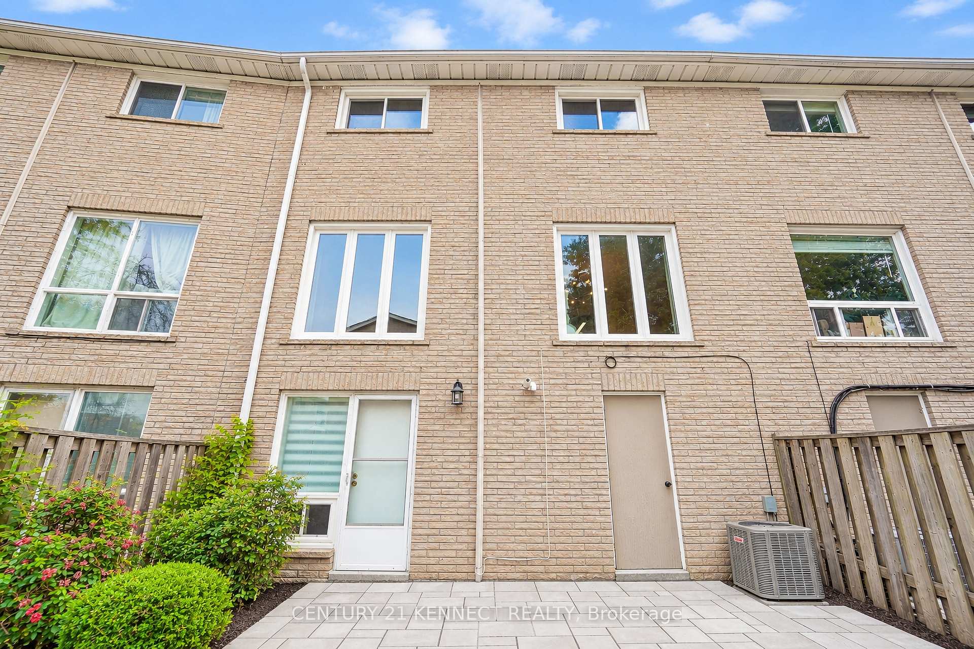 Photo 3 of Unit 103, 65 Rameau Drive, North York, Hillcrest Village — HOMEH