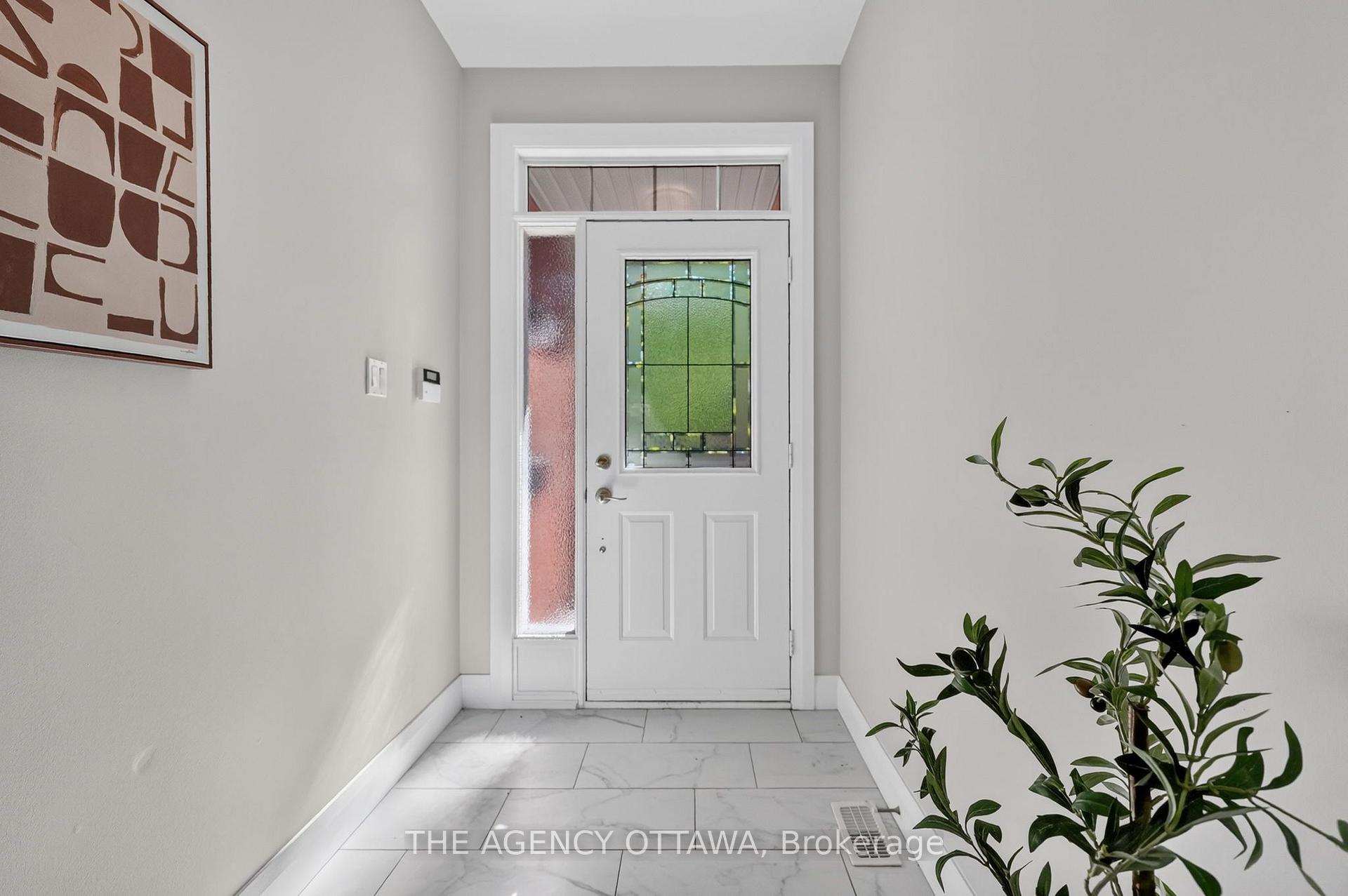 Photo 5 of 111 Bartlett Private, Ottawa, Hunt Club/Western Community — HOMEH