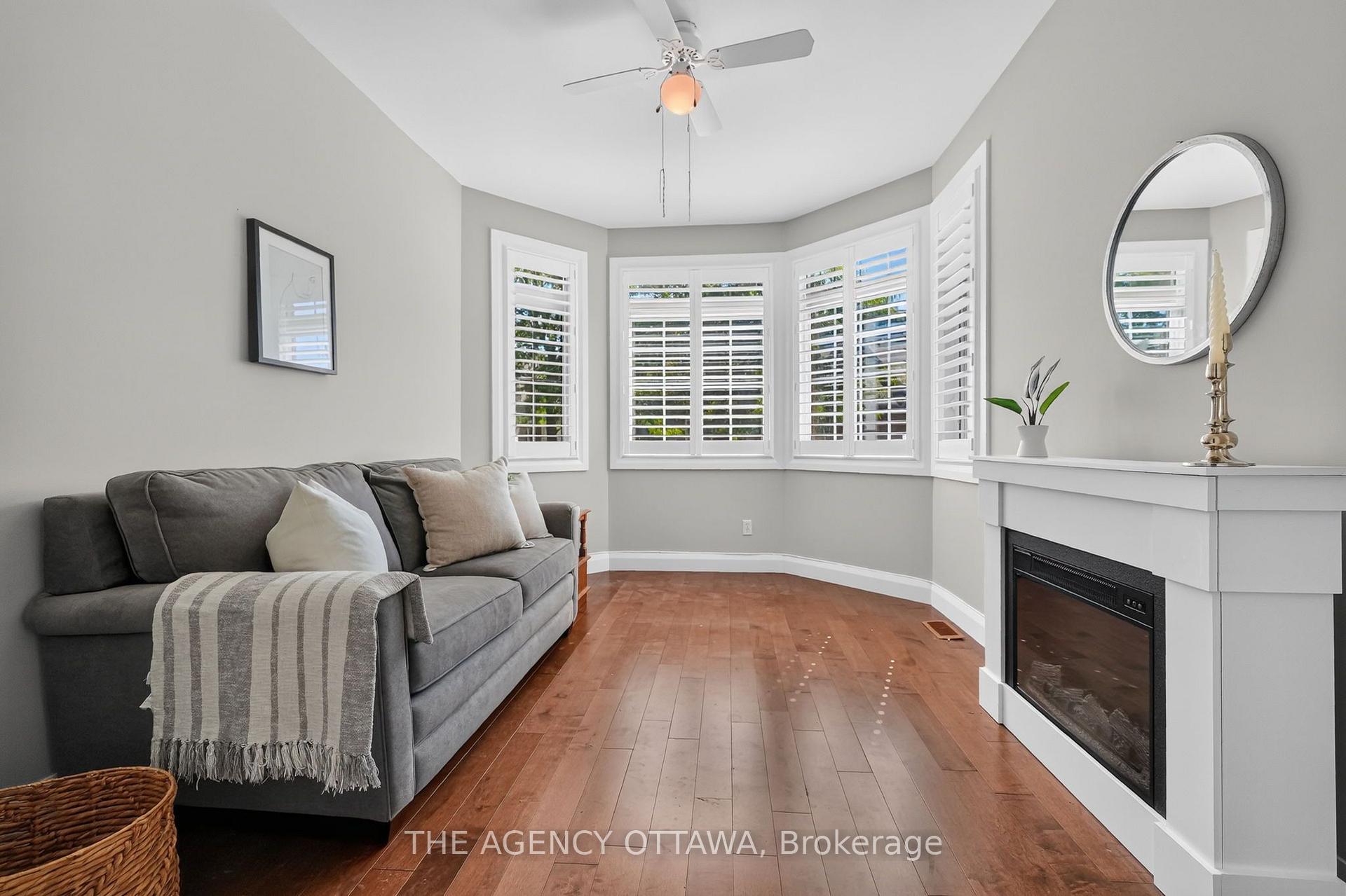 Photo 9 of 111 Bartlett Private, Ottawa, Hunt Club/Western Community — HOMEH