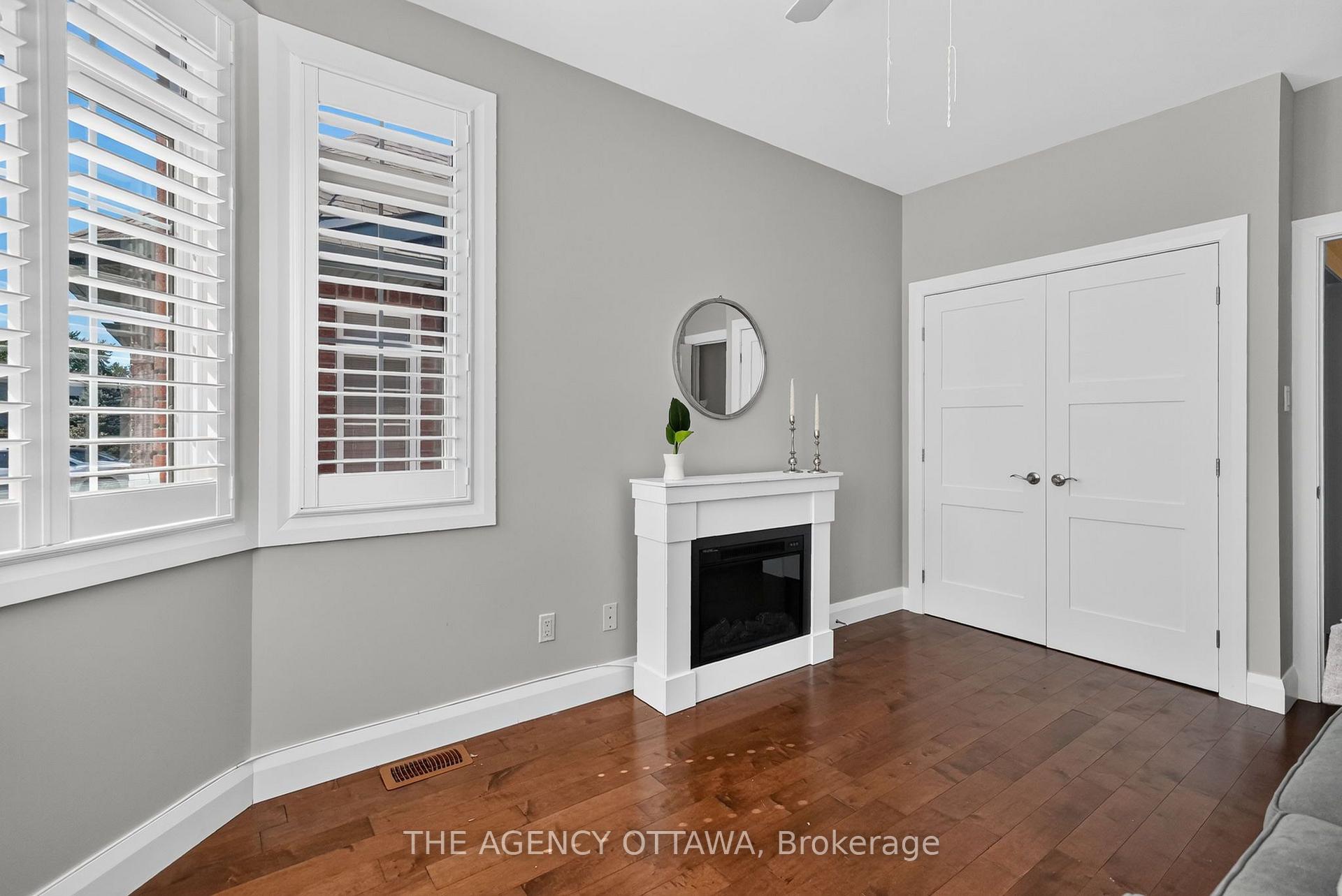 Photo 11 of 111 Bartlett Private, Ottawa, Hunt Club/Western Community — HOMEH