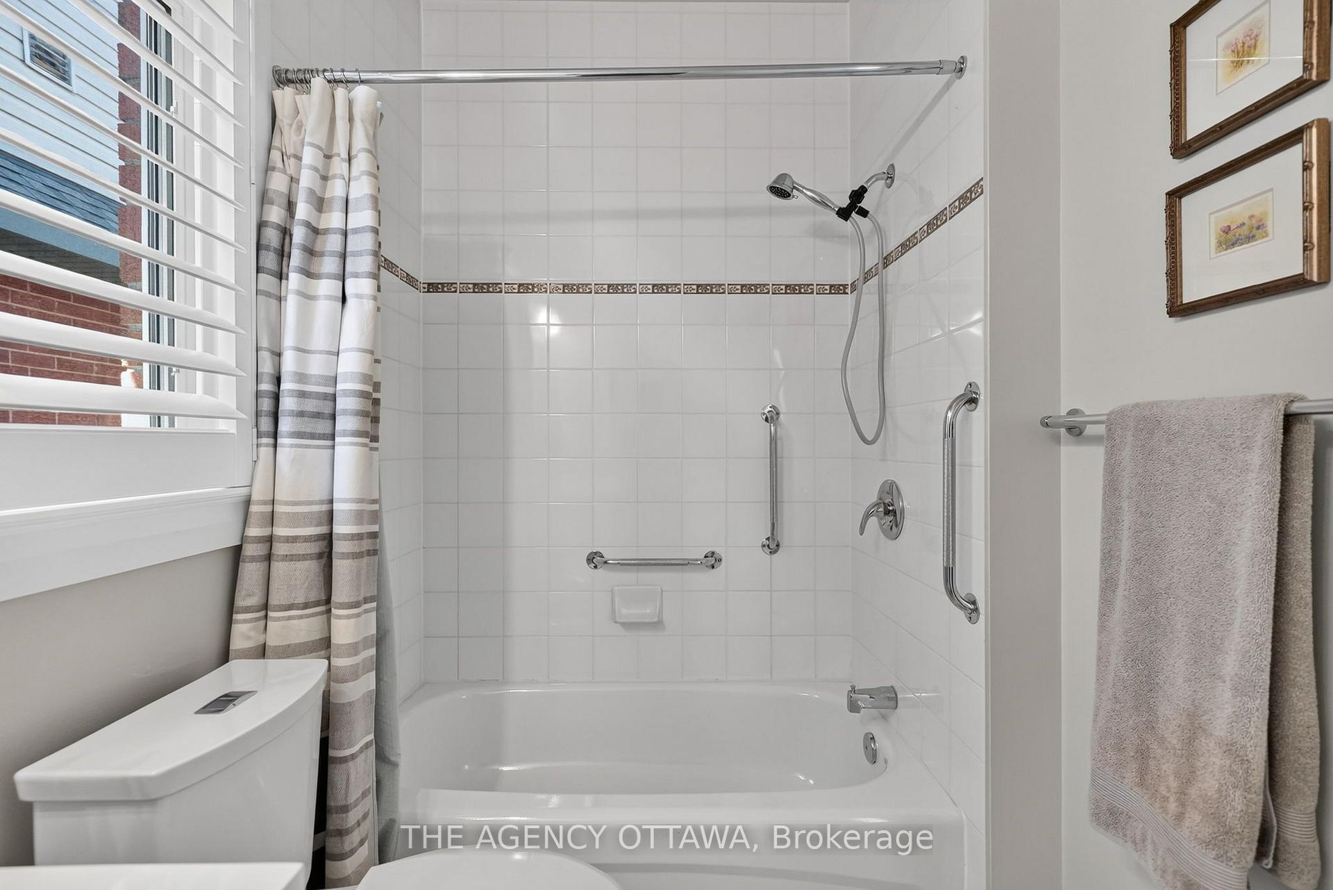 Photo 15 of 111 Bartlett Private, Ottawa, Hunt Club/Western Community — HOMEH