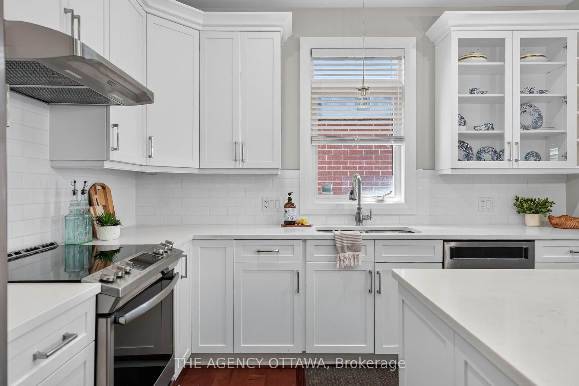 Photo 20 of 111 Bartlett Private, Ottawa, Hunt Club/Western Community — HOMEH