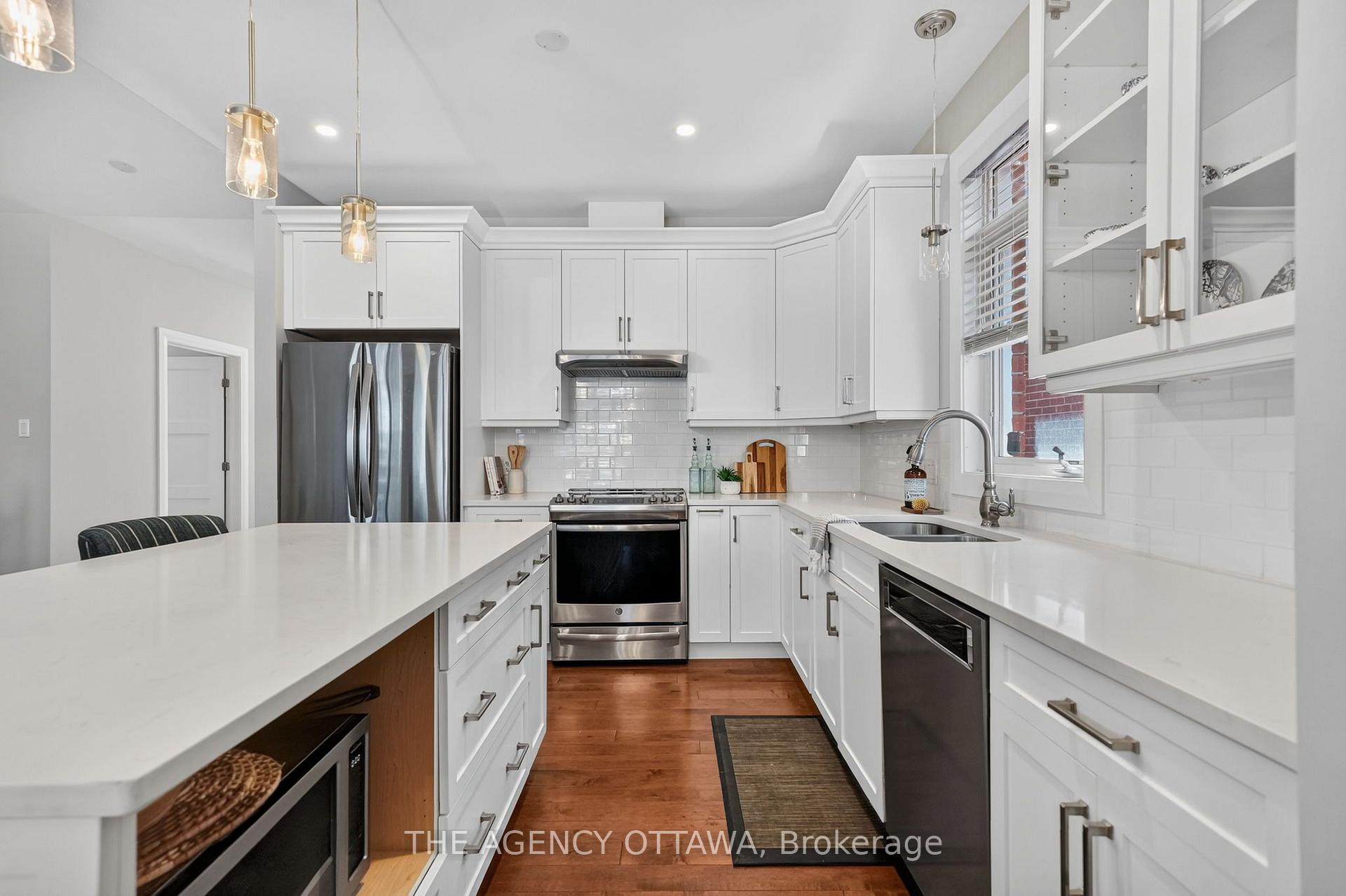 Photo 22 of 111 Bartlett Private, Ottawa, Hunt Club/Western Community — HOMEH